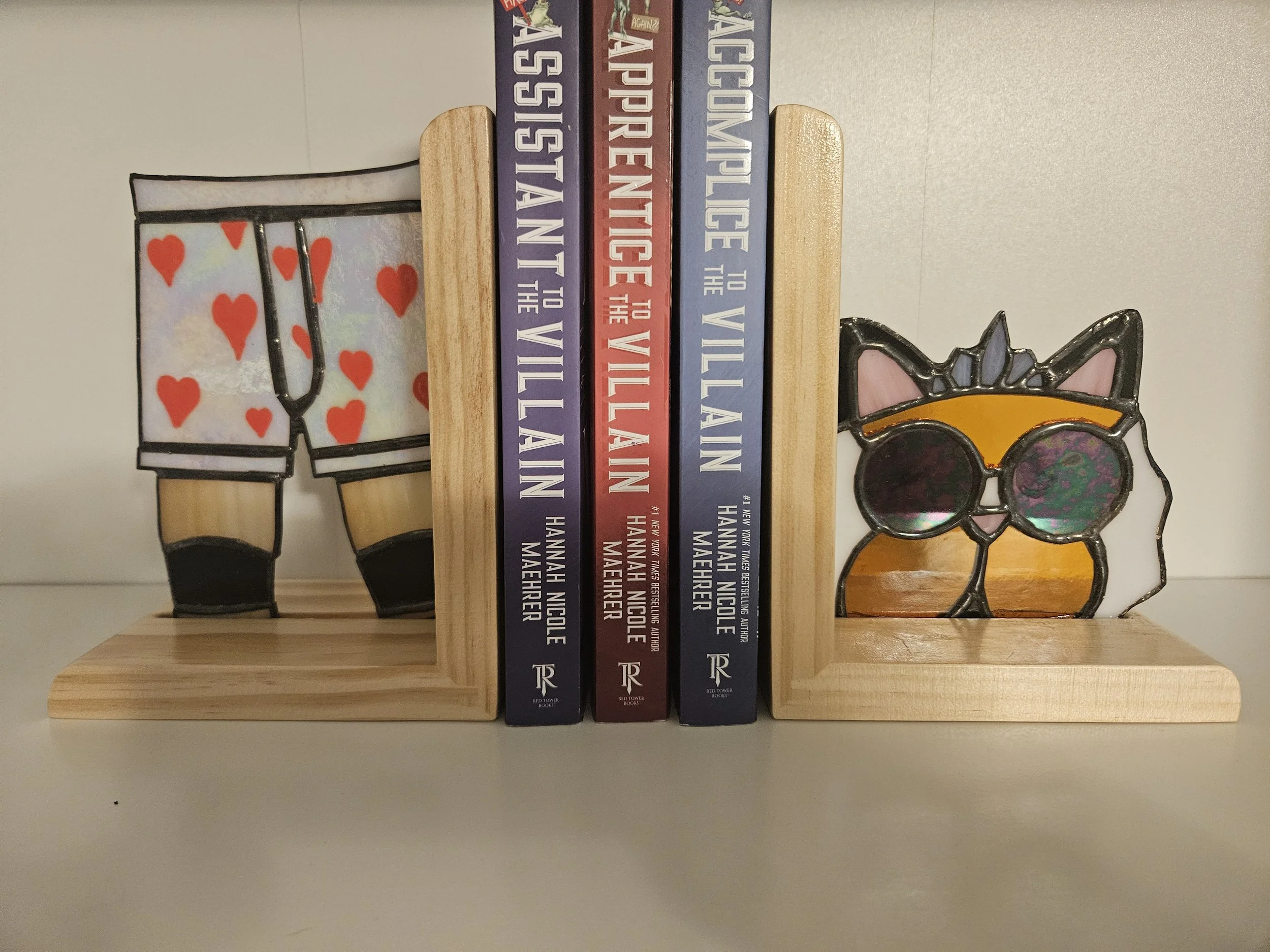 Dungeon Crawler Carl Bookends