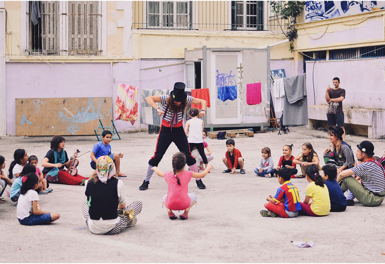 Flying Seagulls: Child's Play - BBC World Service