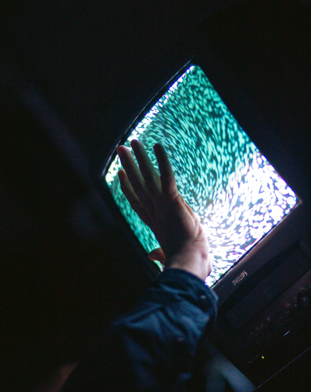 christina hardinge,, christina, hardinge, filmmaker, radio, audio, artist, music video, correspondents