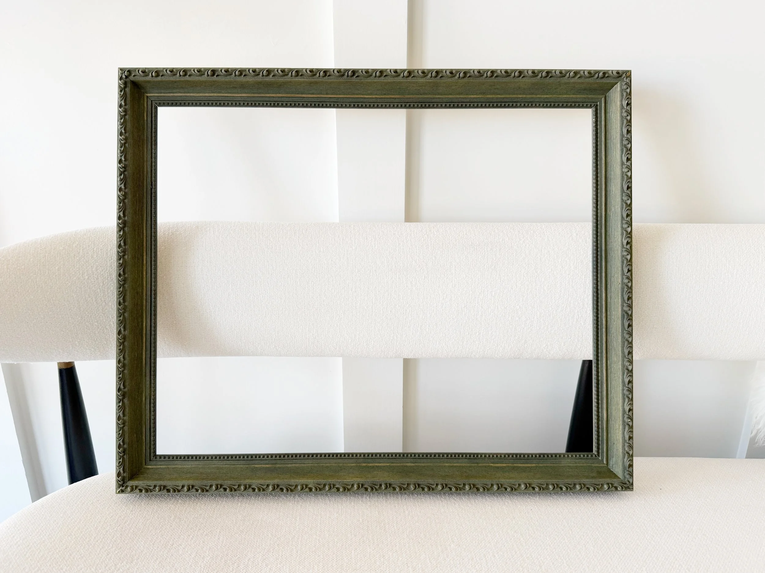 16x20 Vintage Green Frame