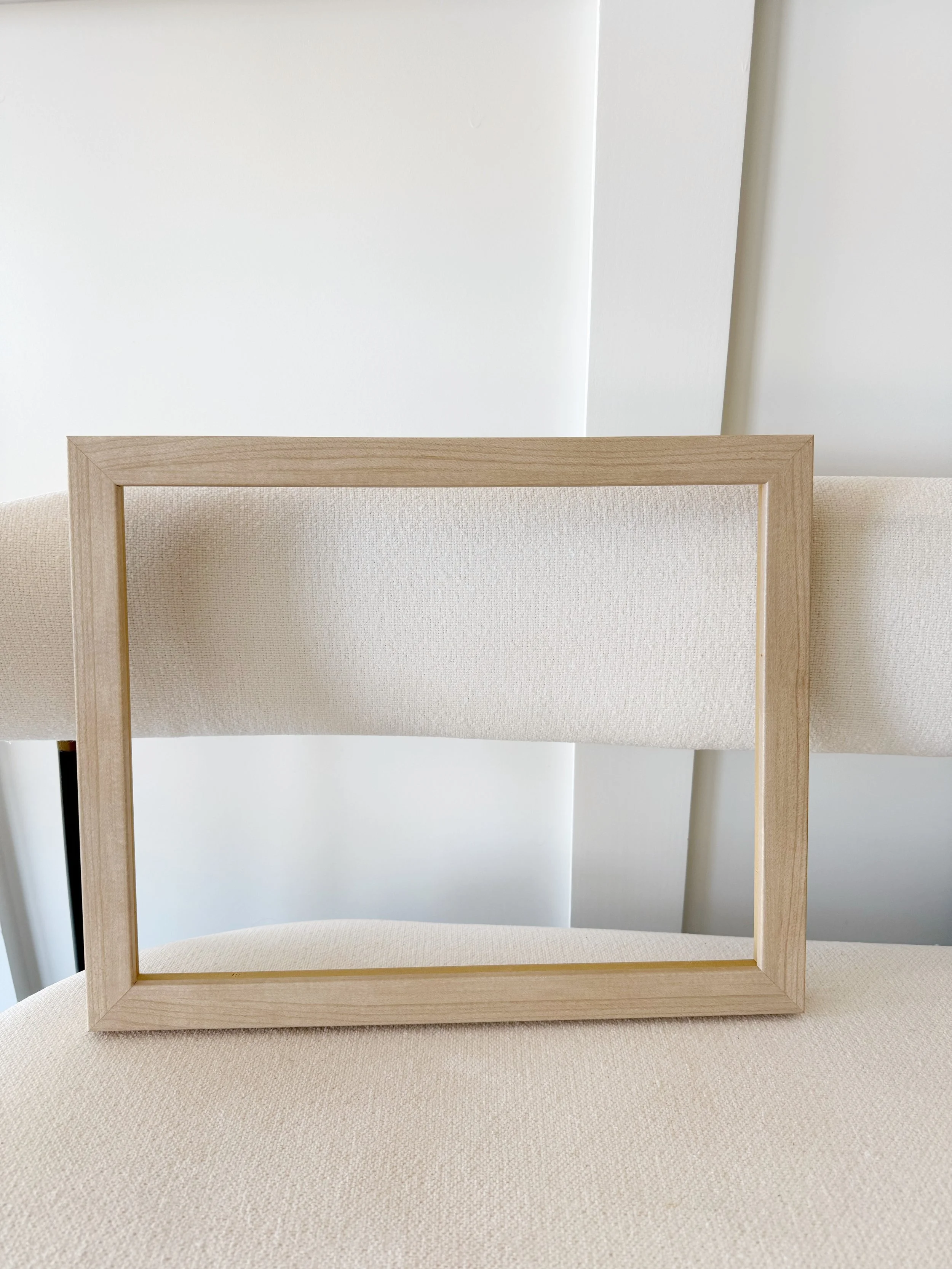 11x14 Light Oak Frame
