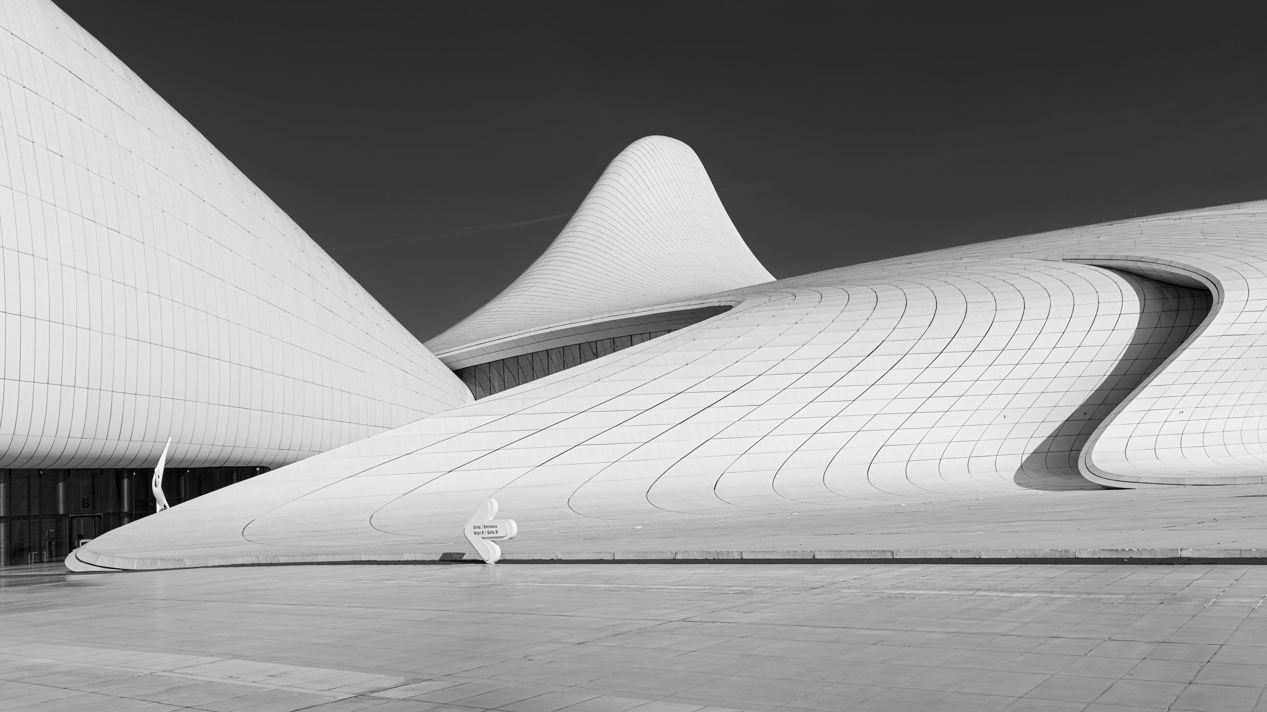Architecture_Baku Zaha Hadid.jpg