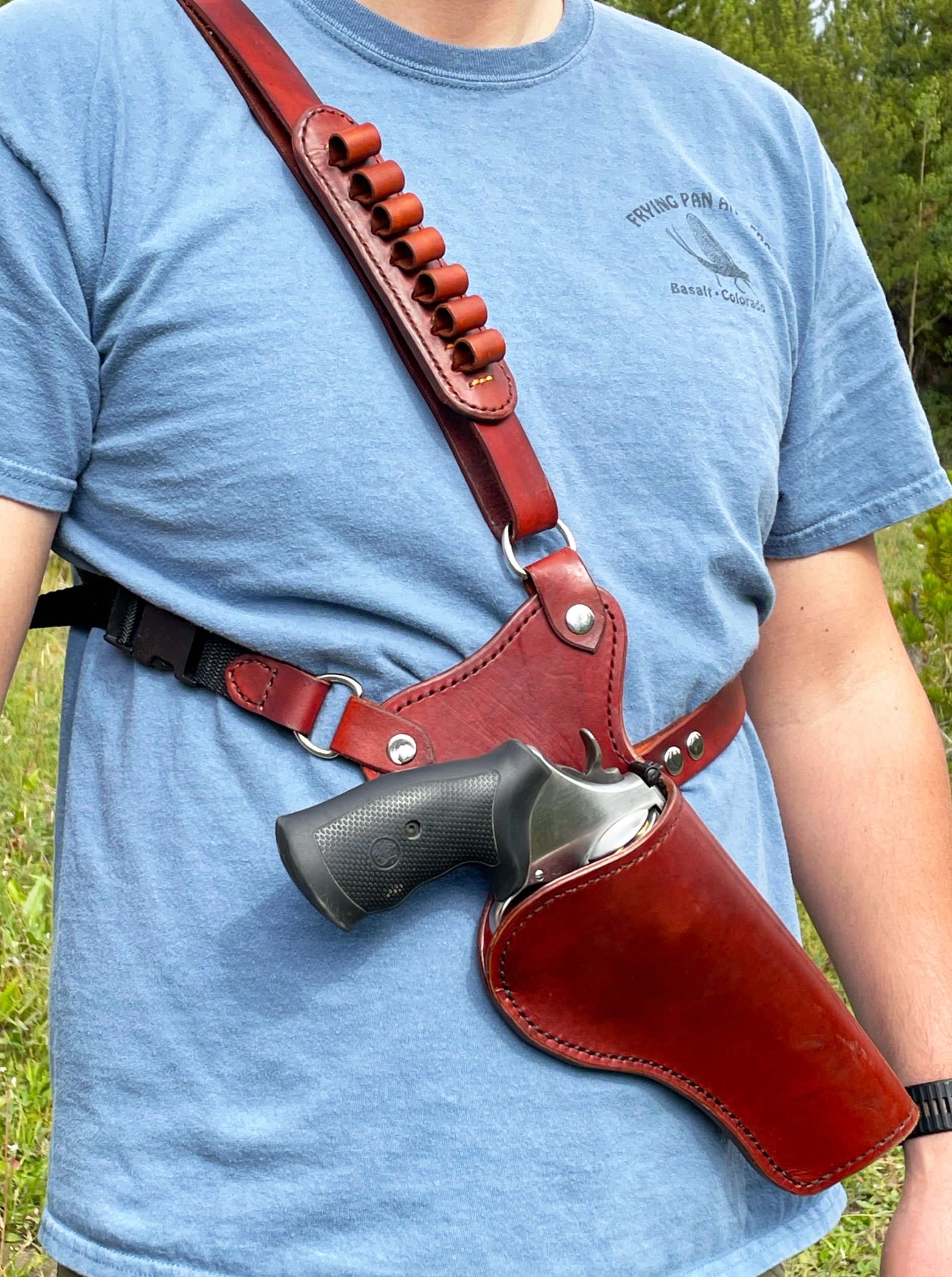 Cross-Body-Holster_1.jpg