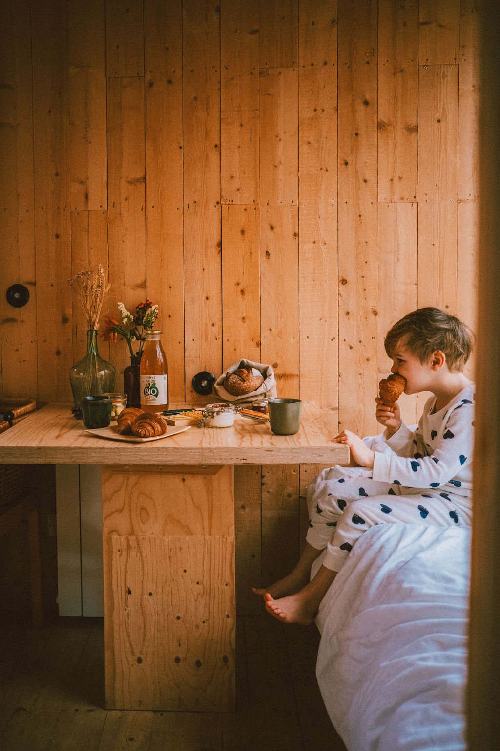 Petit déjeuner local livré en cabane