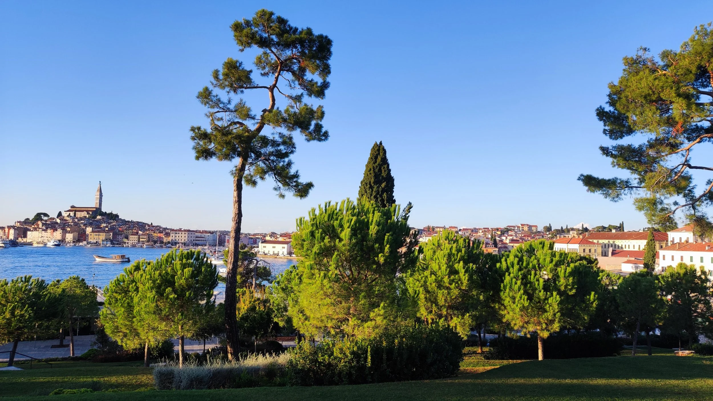 YOGA-REISE: Goldene Auszeit - Yoga am Meer in Rovinj