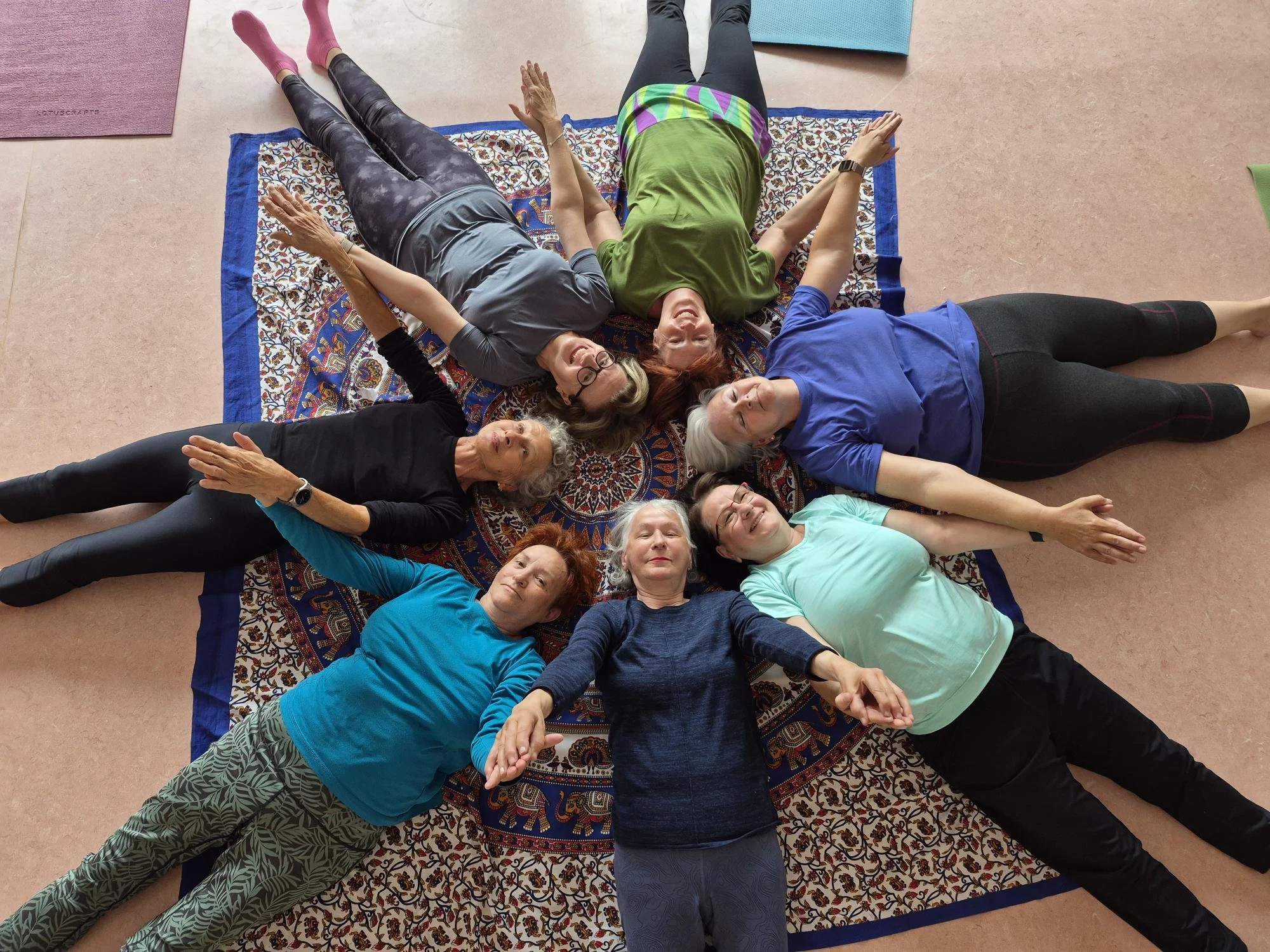 YOGA-KURS: Wohlfühl-Yoga am Morgen (Herbst/Winter)