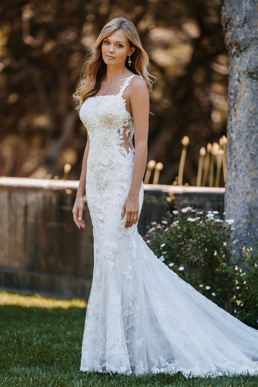 sollys æstetisk Let Allure Wedding Dresses — Here Comes the Bride Bridal Boutique