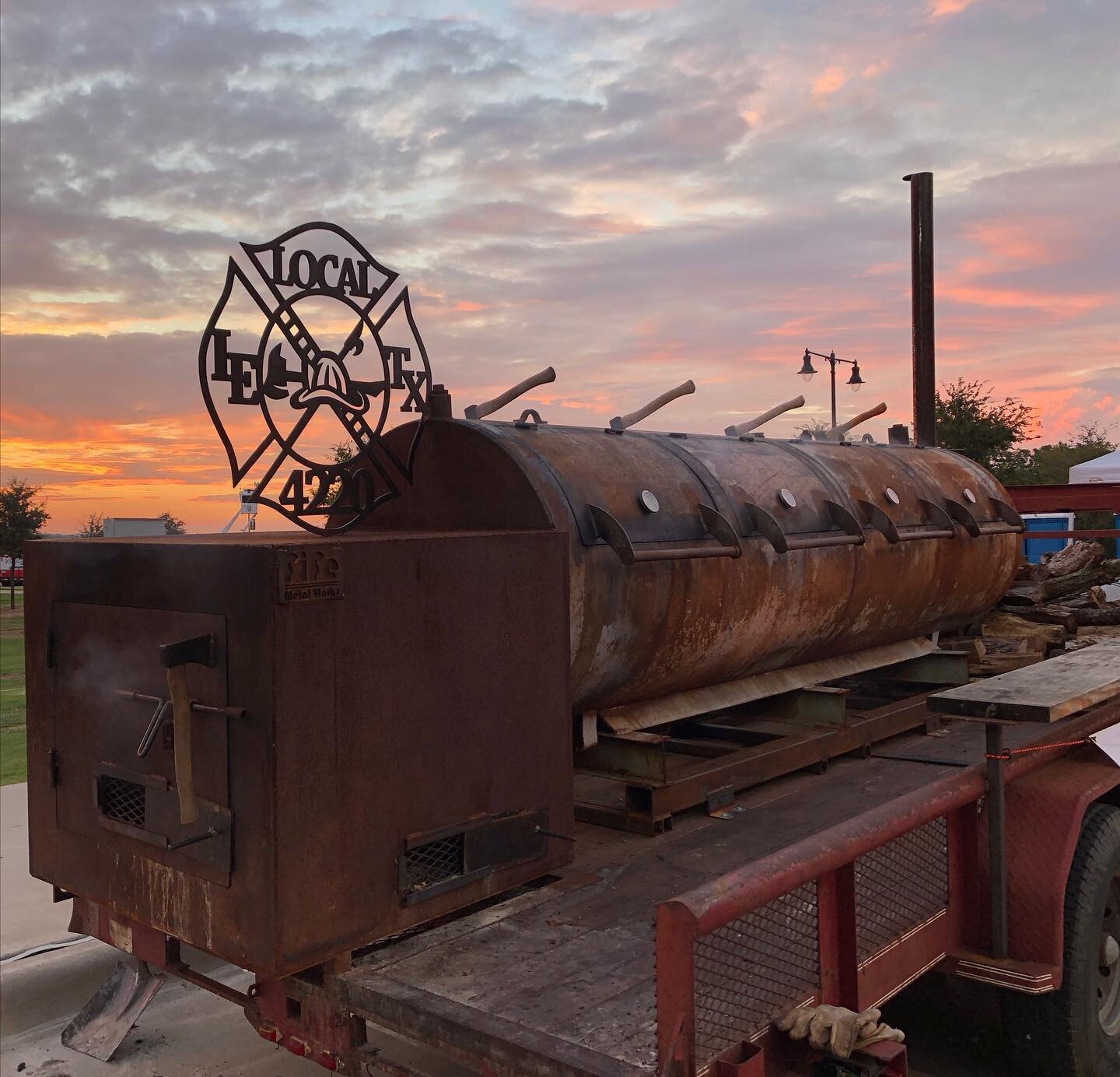 L4220 MEMBERS!!! Don&rsquo;t forget today and tomorrow we&rsquo;ll be having our brisket smoke for the Stations! Plenty of food and drinks for all! Bring the family and bring your swim trunks to cool down! See you there! For more info: @mattfellen