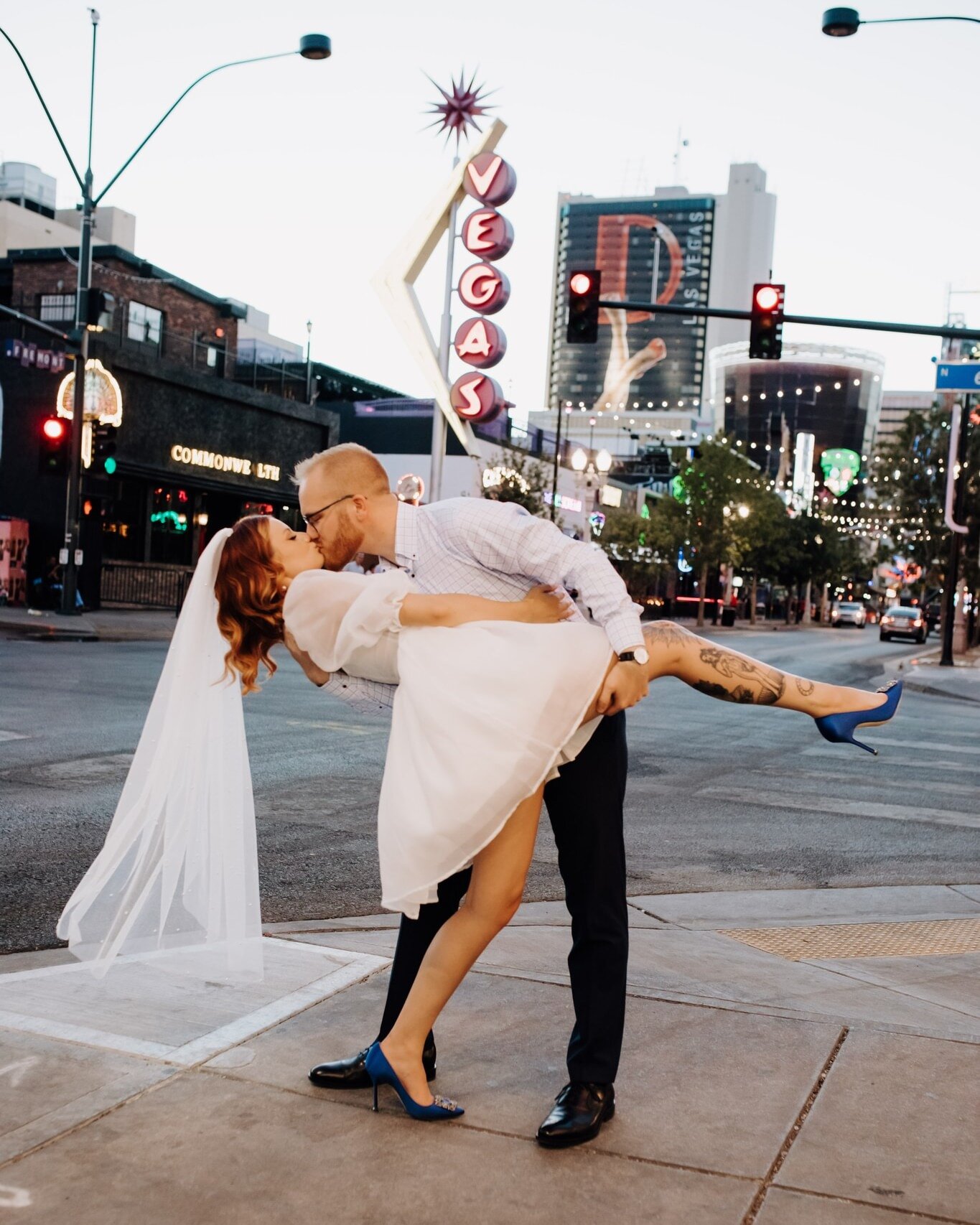 Elopement&hellip;. Vegas Style 🎰

#tonipatriciaphotography #dtlv #dtlvelopement #lasvegaselopement #lasvegaselopementphotographer #lasvegaselopements #lasvegaselopementphotography #lasvegaselopementplanner #vegaselopement #vegaselopementphotographer