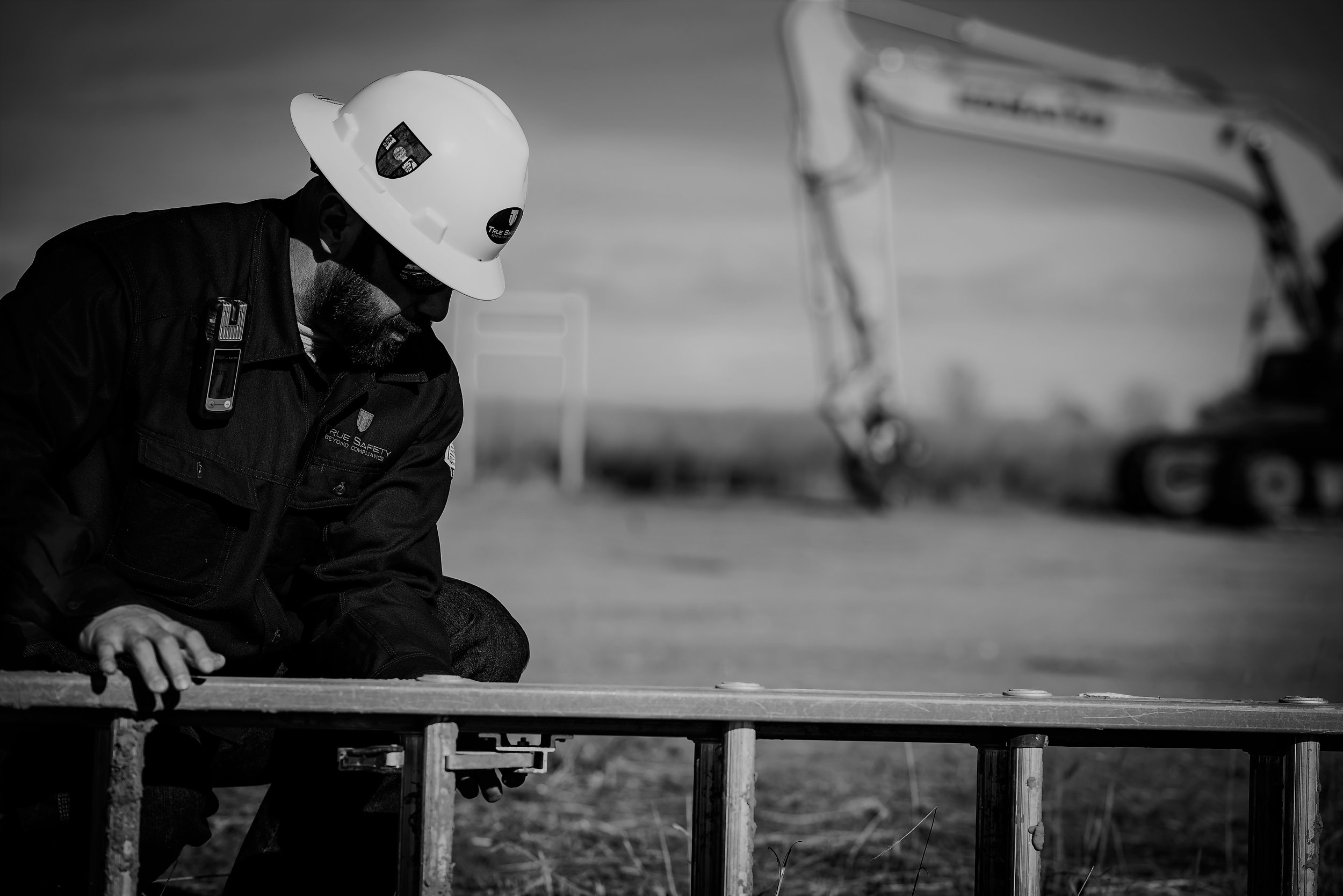 Safety Training, Site Safety Personnel Services, HSE Manual and Program