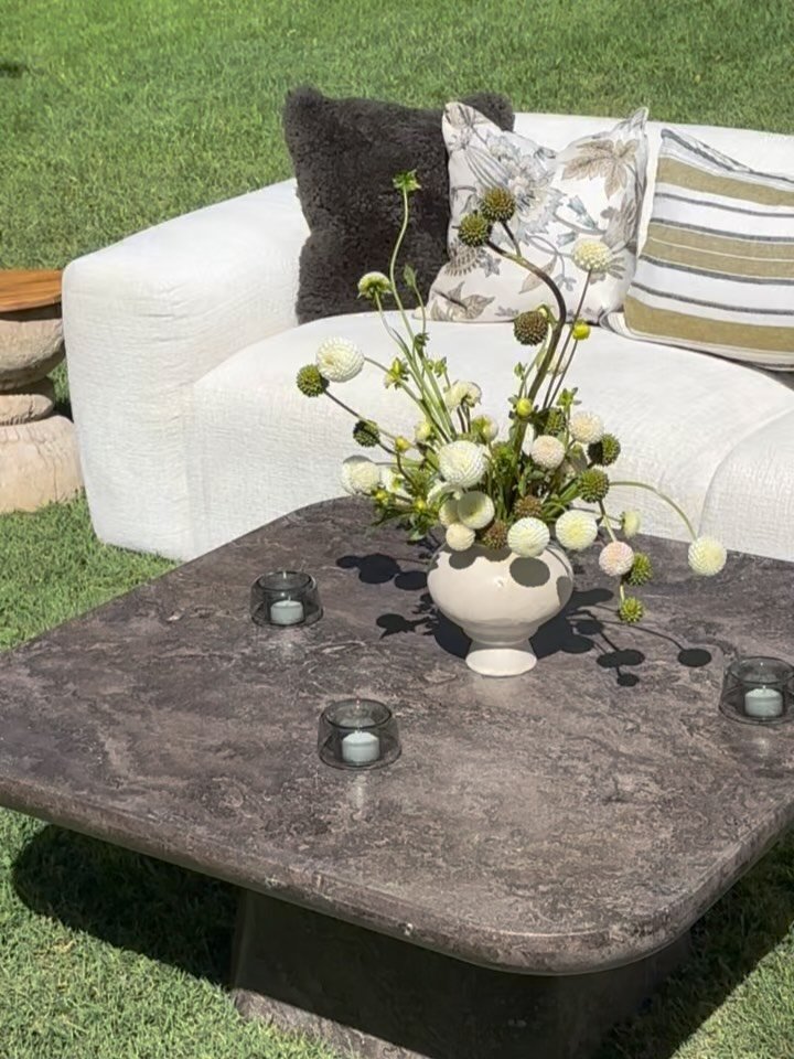 A peek at some whimsical lounge and bar moments from Lexi &amp; Justin&rsquo;s cocktail hour, inspired by their love for the wild and the unexpected.

Planning &amp; Design @ninamoore 
Venue @dawnranch 
Photography @samanthadeanphoto 
Videography @sa