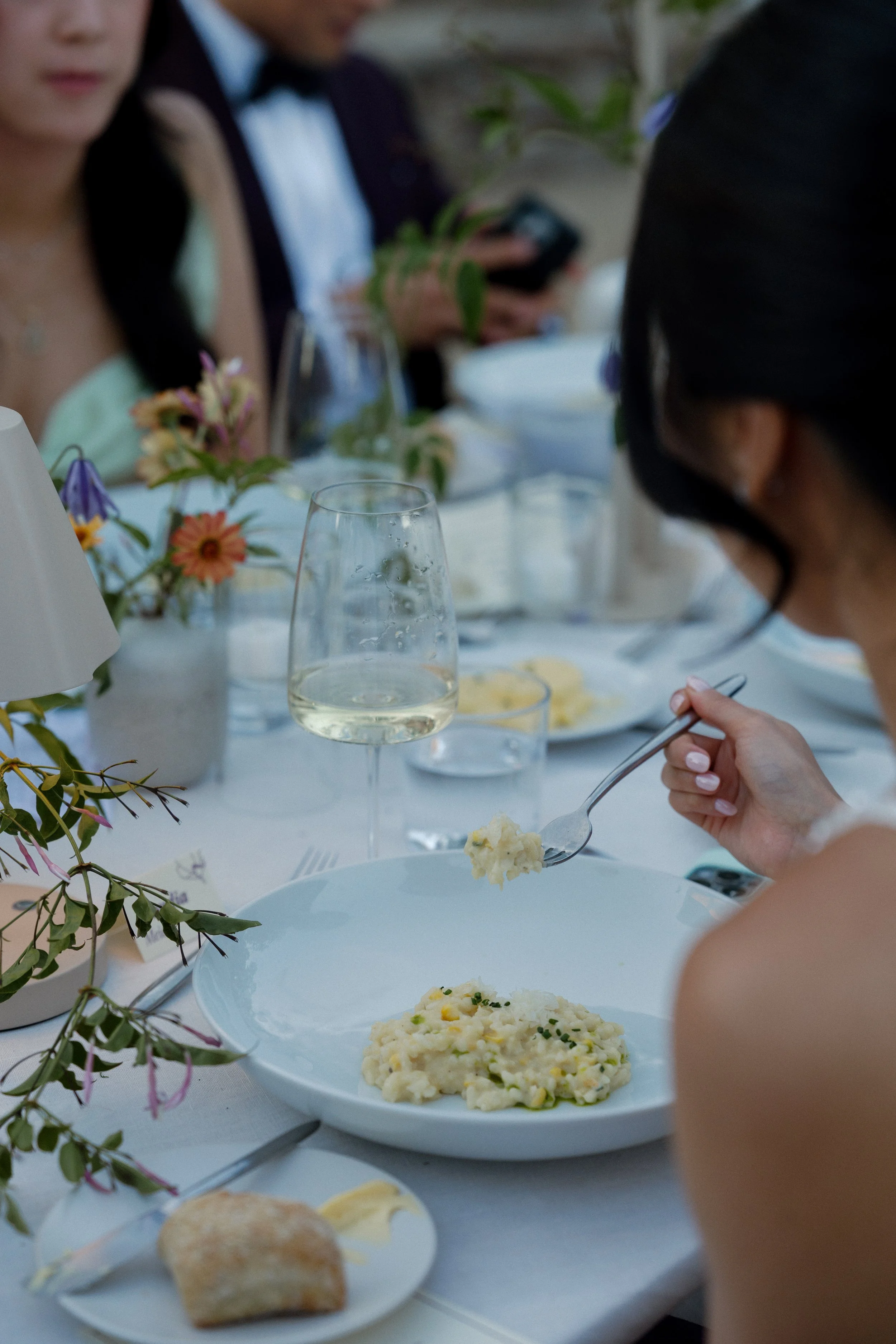 ClaudiaAlainWeddingPreviews-80.jpg
