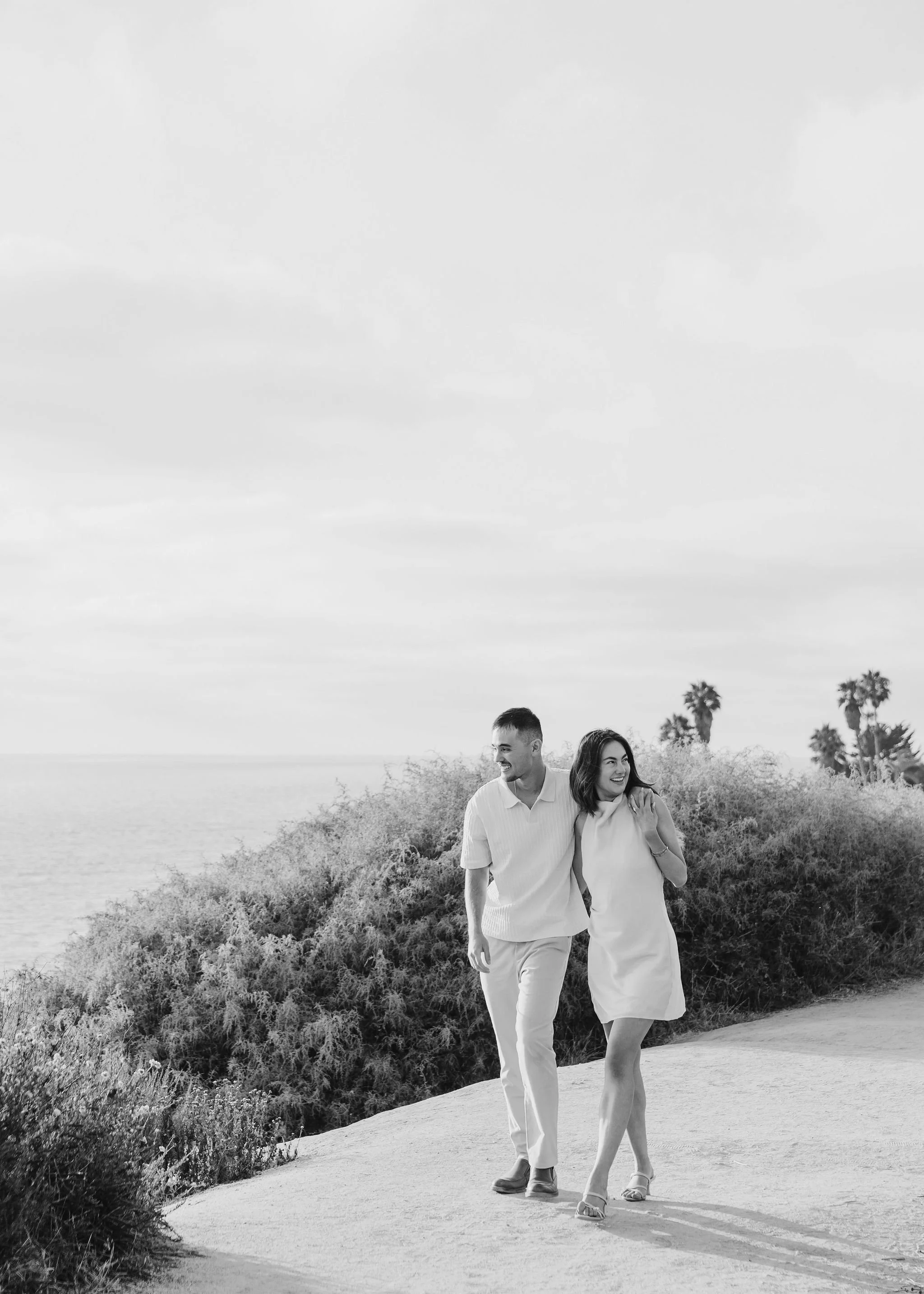 San-Diego-Couples-Photographer-Engagment-Proposal-Photography-Sunset-Cliffs-2025-Mallory-Kessel-Photo-01312bw.jpg