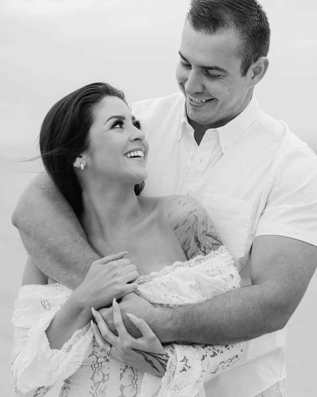bwSan-Diego-Couples-Photographer-Beach-Anniversary-Portraits-Coronado-2026-Mallory-Kessel-Photo-07364.jpg