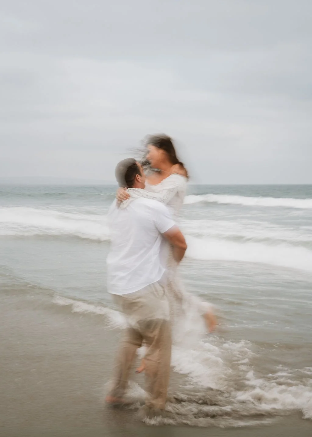 San-Diego-Couples-Photographer-Beach-Anniversary-Portraits-Coronado-2026-Mallory-Kessel-Photo-206457.jpg