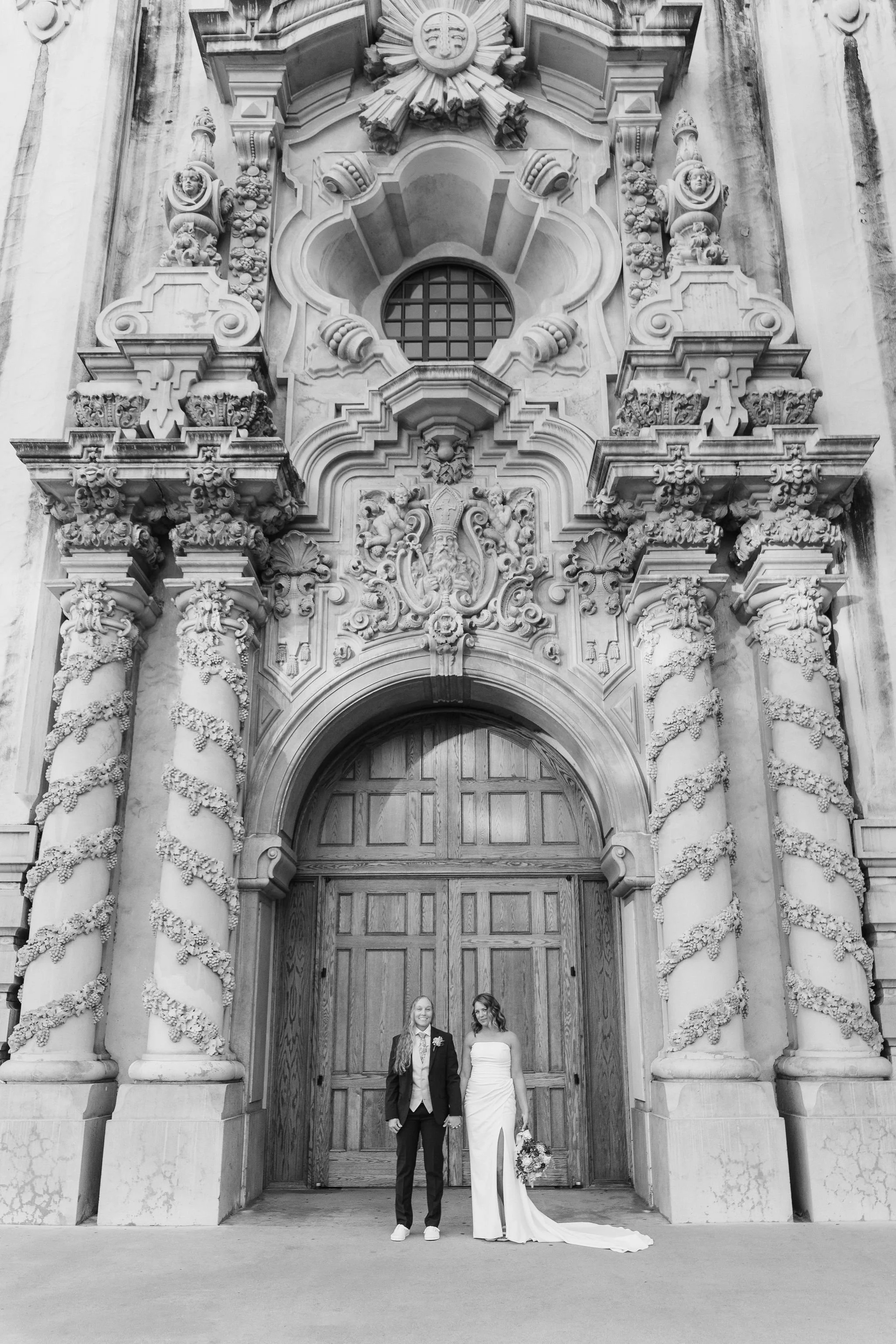 San-Diego-Elopement-Photographer-Courthouse-Wedding-Photography-San-Diego-2026-LGBTQ-Mallory-Kessel-Photo-203233bw.jpg
