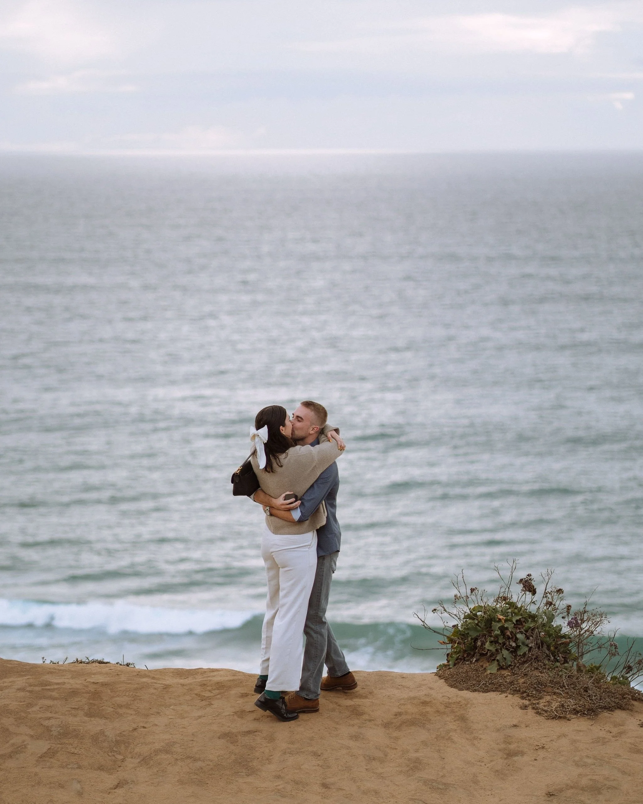 Surprise Marriage Proposal at Torrey Pines in Del Mar, California (San Diego Engagement Photographer)