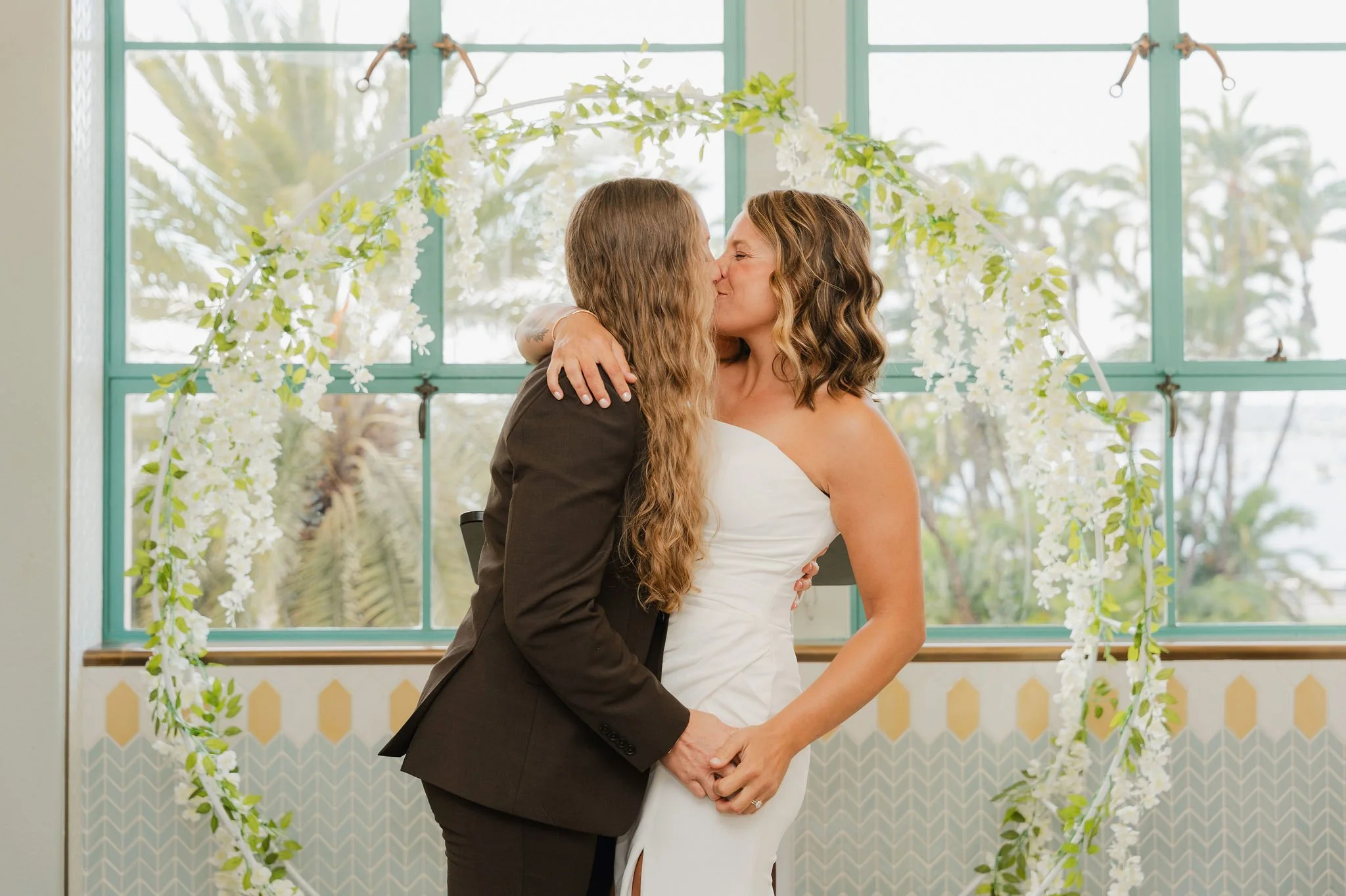 San-Diego-Elopement-Photographer-Courthouse-Wedding-Photography-San-Diego-2026-LGBTQ-Mallory-Kessel-Photo-202561.jpg