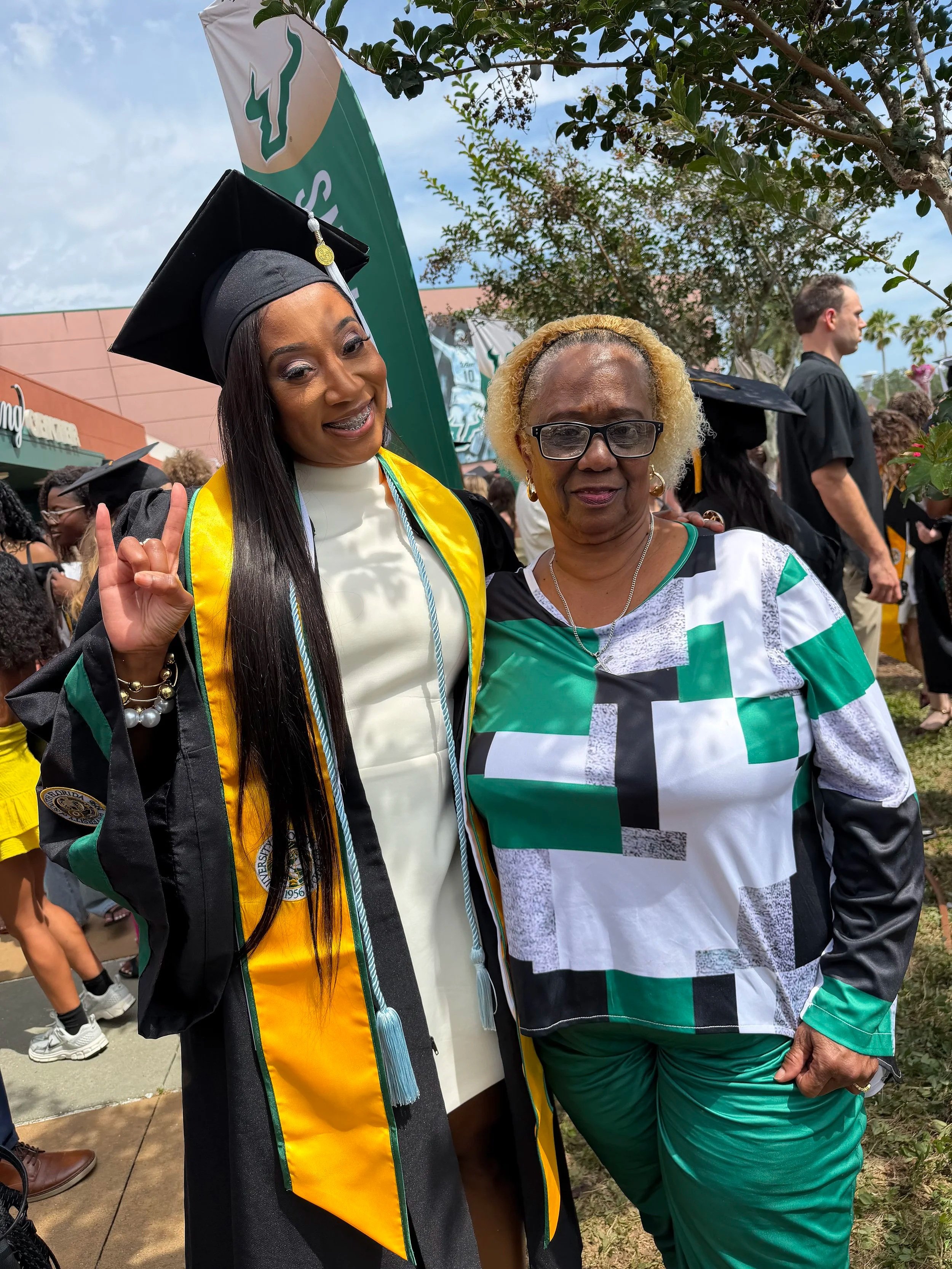 Troyvonne & Gwen Smith (Aunt)