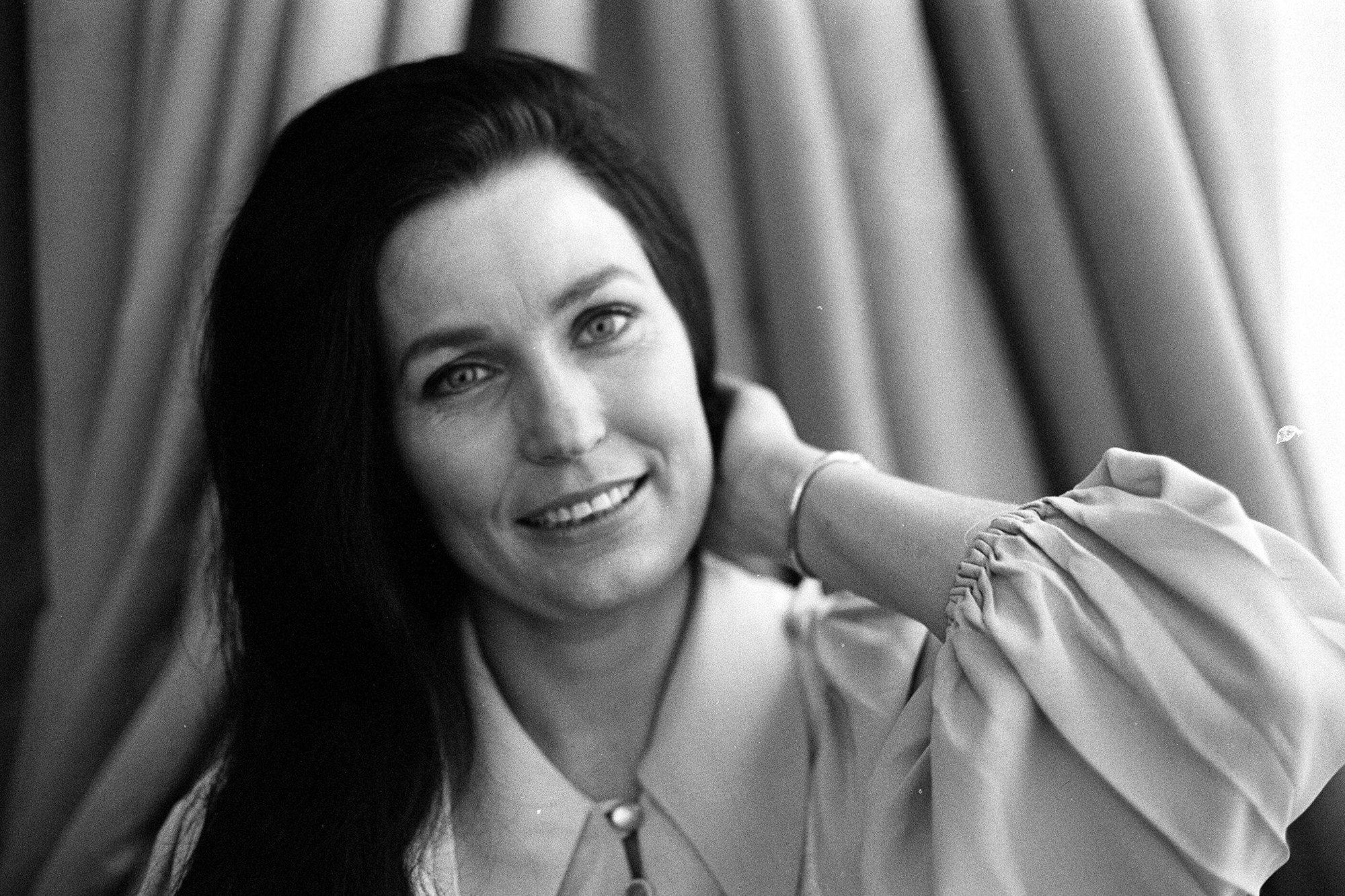 Farewell Loretta, American Icon