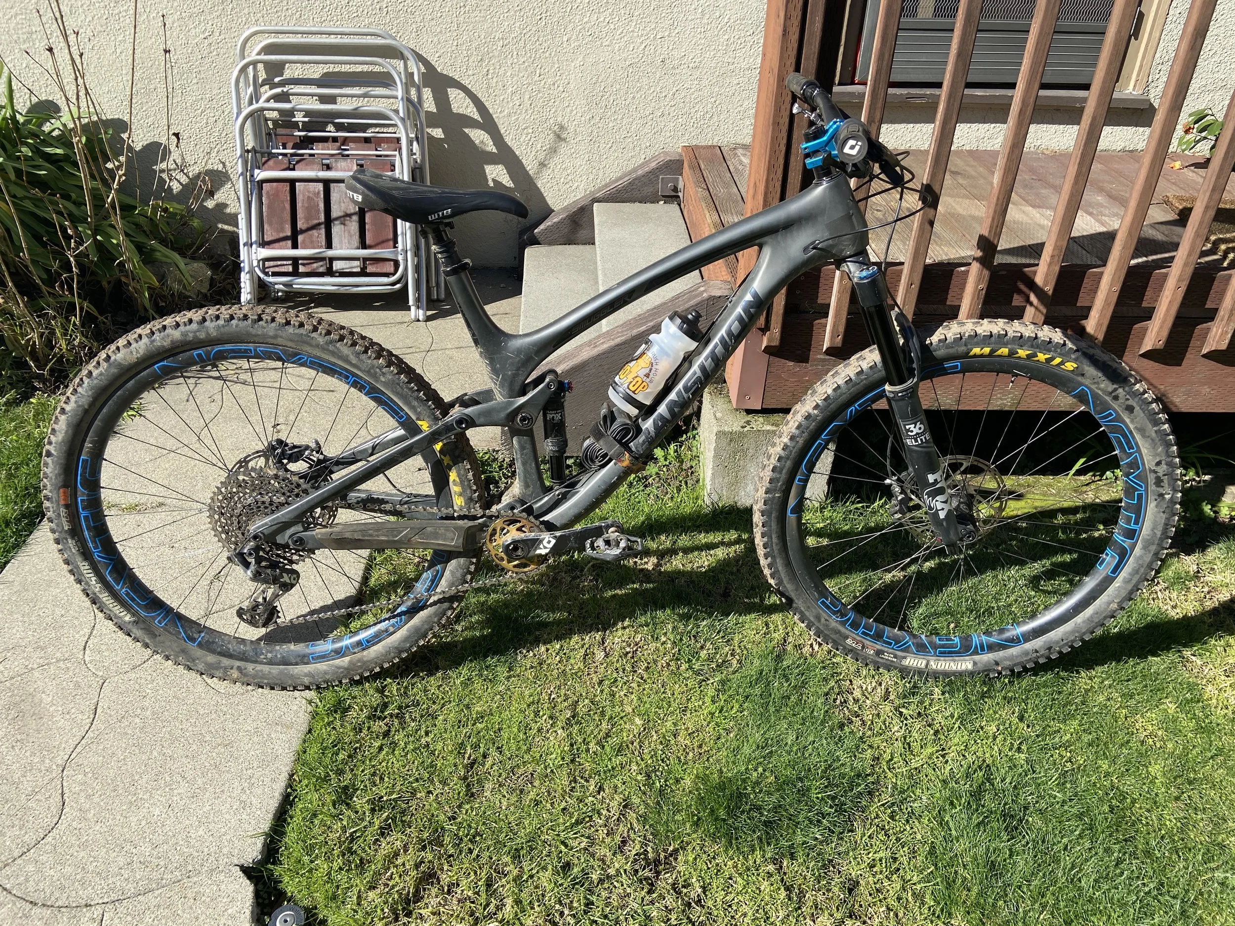 Transition Smuggler Carbon 