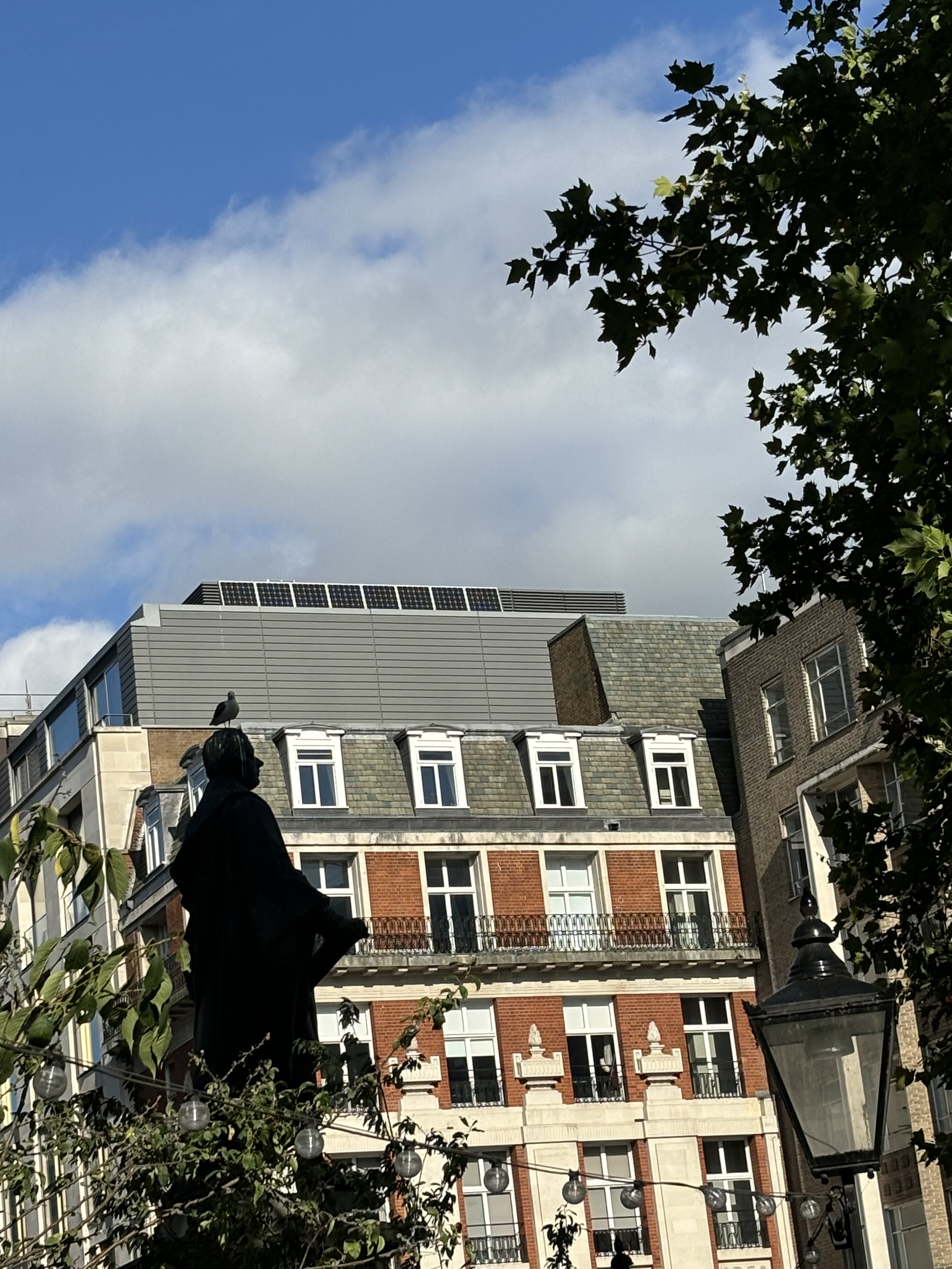 JUST OFF OXFORD STREET. ANOTHER GENERIC LOOKING NEW 'ROOF BUILDING' WHICH IS HIGHLY LILKELY TO BE AN AQUAMATION FACILITY