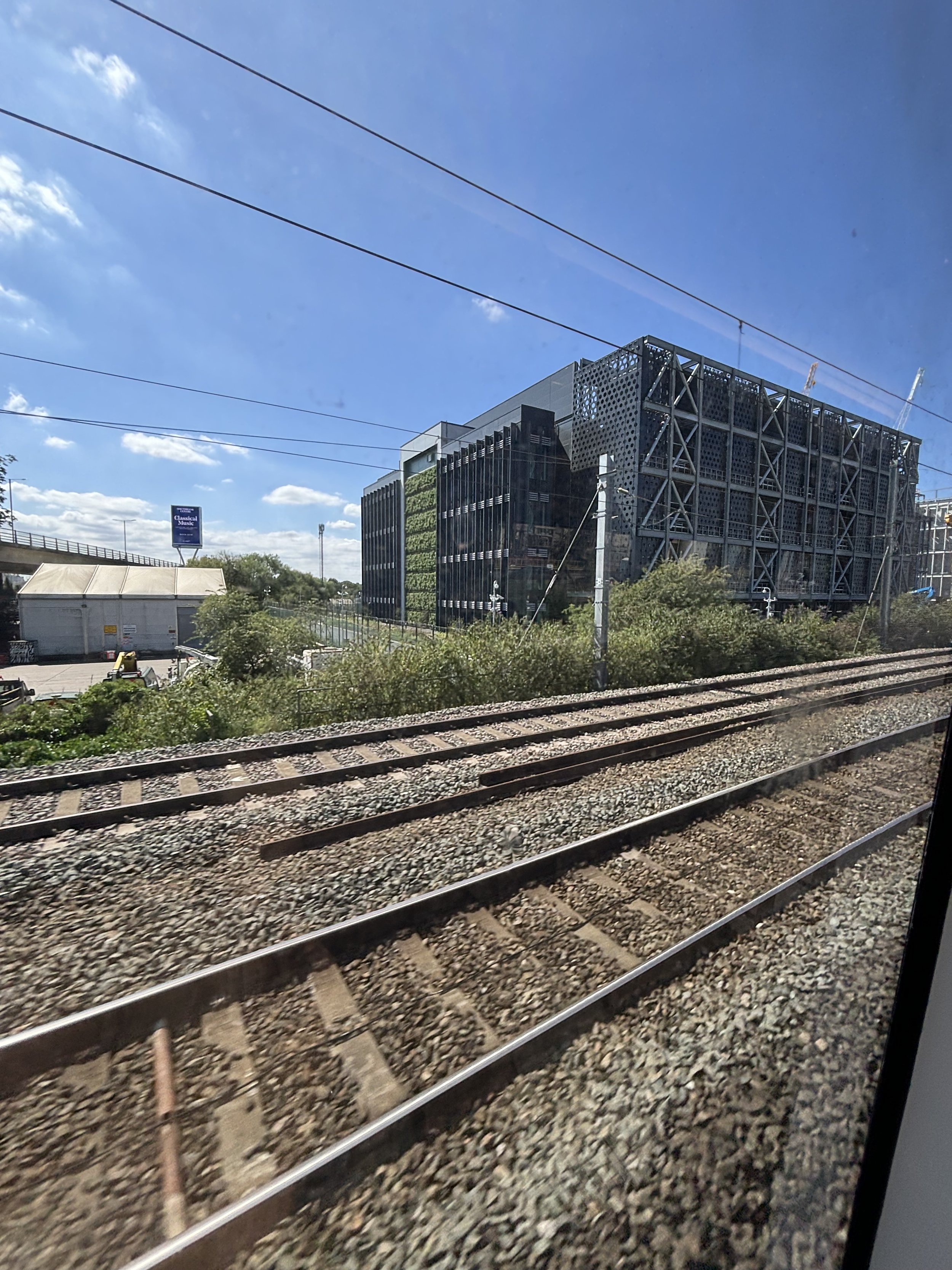 HAYES AND HARLINGTON. A HUGE, MODERN, FULLY AUTOMATED AQUAMATION FACILITY