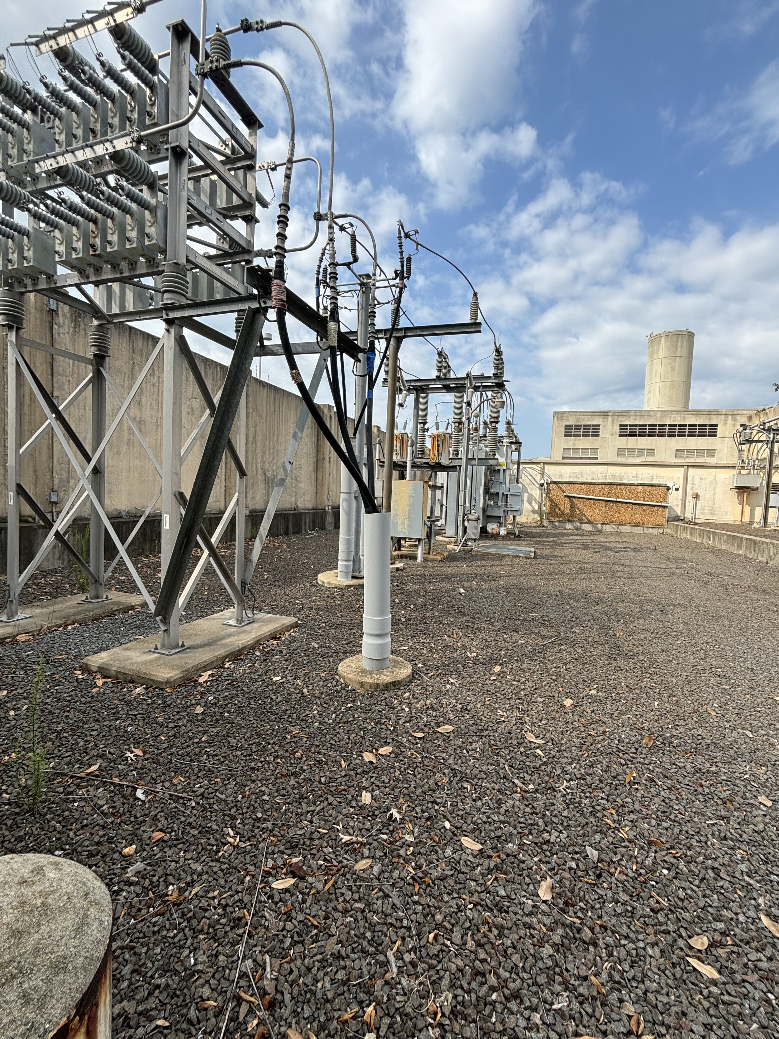 TO THE RIGHT OF THE LARGE FACILITY IS AN ELECTRICITY STATION. THIS SEEMINGLY POWERS THE AQUAMATION PROCESS SINCE A HUGE AMOUNT OF ELECTRICITY IS REQUIRED