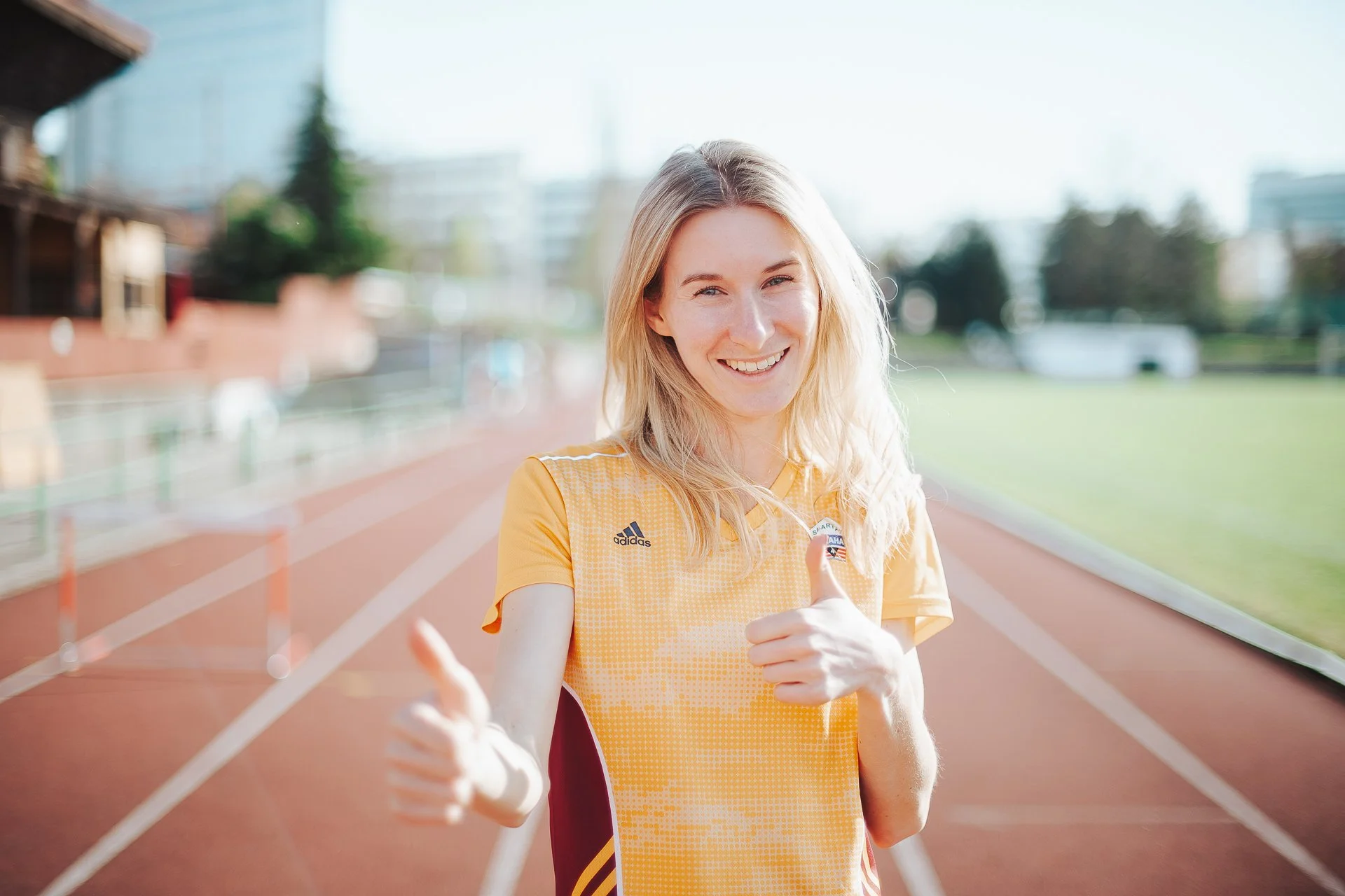 Snad se blýská na lepší časy, říká Stewartová po desátém místě na desítce v Evropském poháru