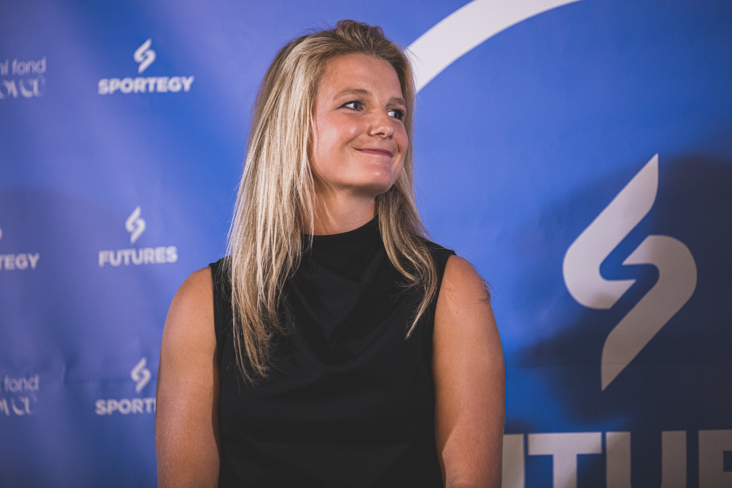 Vůbec nevím, jak se to stalo, směje se oštěpařka Gillarová po vítězství ve Finsku a zároveň českém výkonu roku