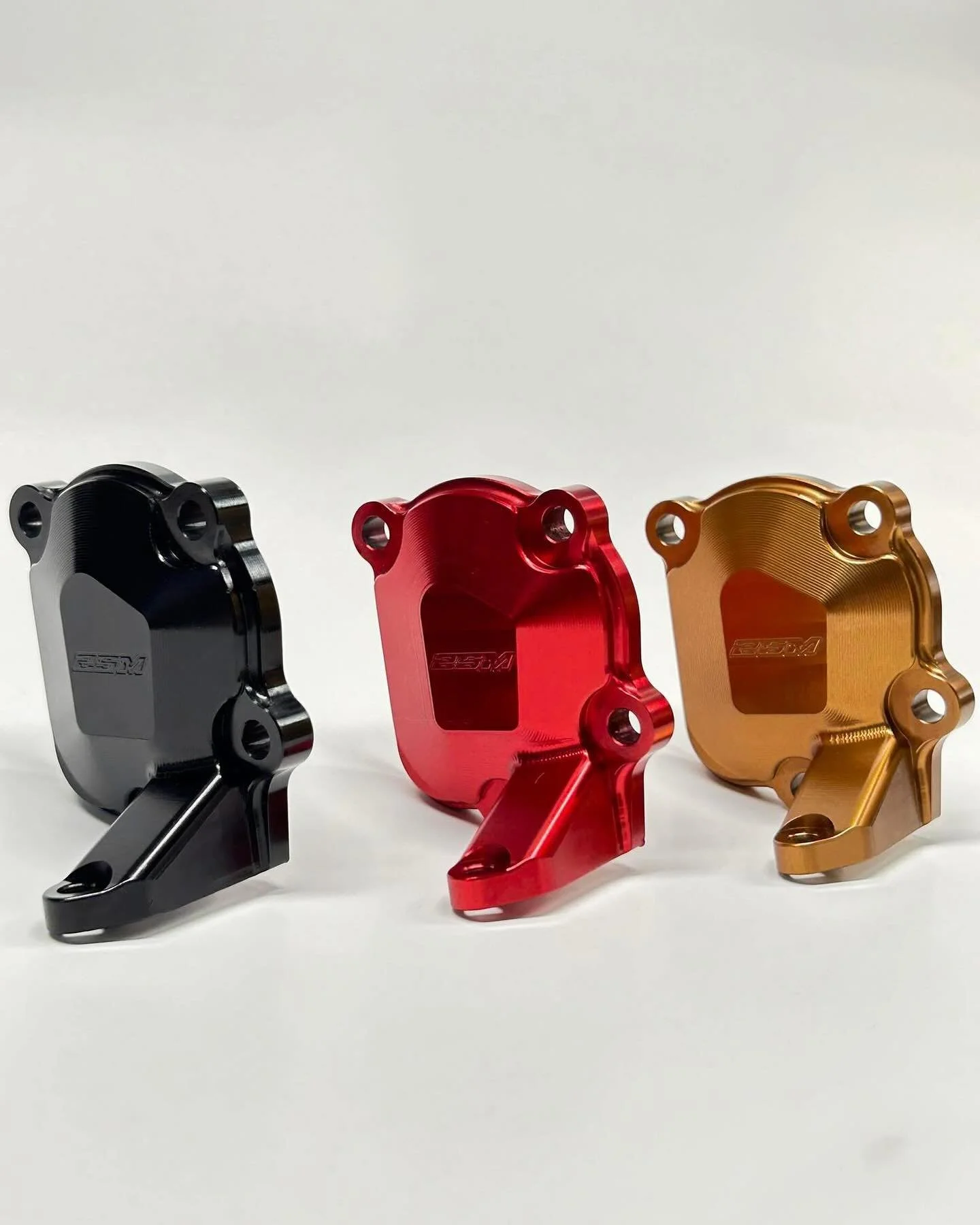 At 2SM Performance a new batch billet power valve covers just dropped for Honda CR125 00-03 + 05-07. They come in Raw, Red, Black, Brown and Bronze/Gold. Get one off of our website before they&rsquo;re all gone: www.2SMperformance.com
🇺🇸

#billet #