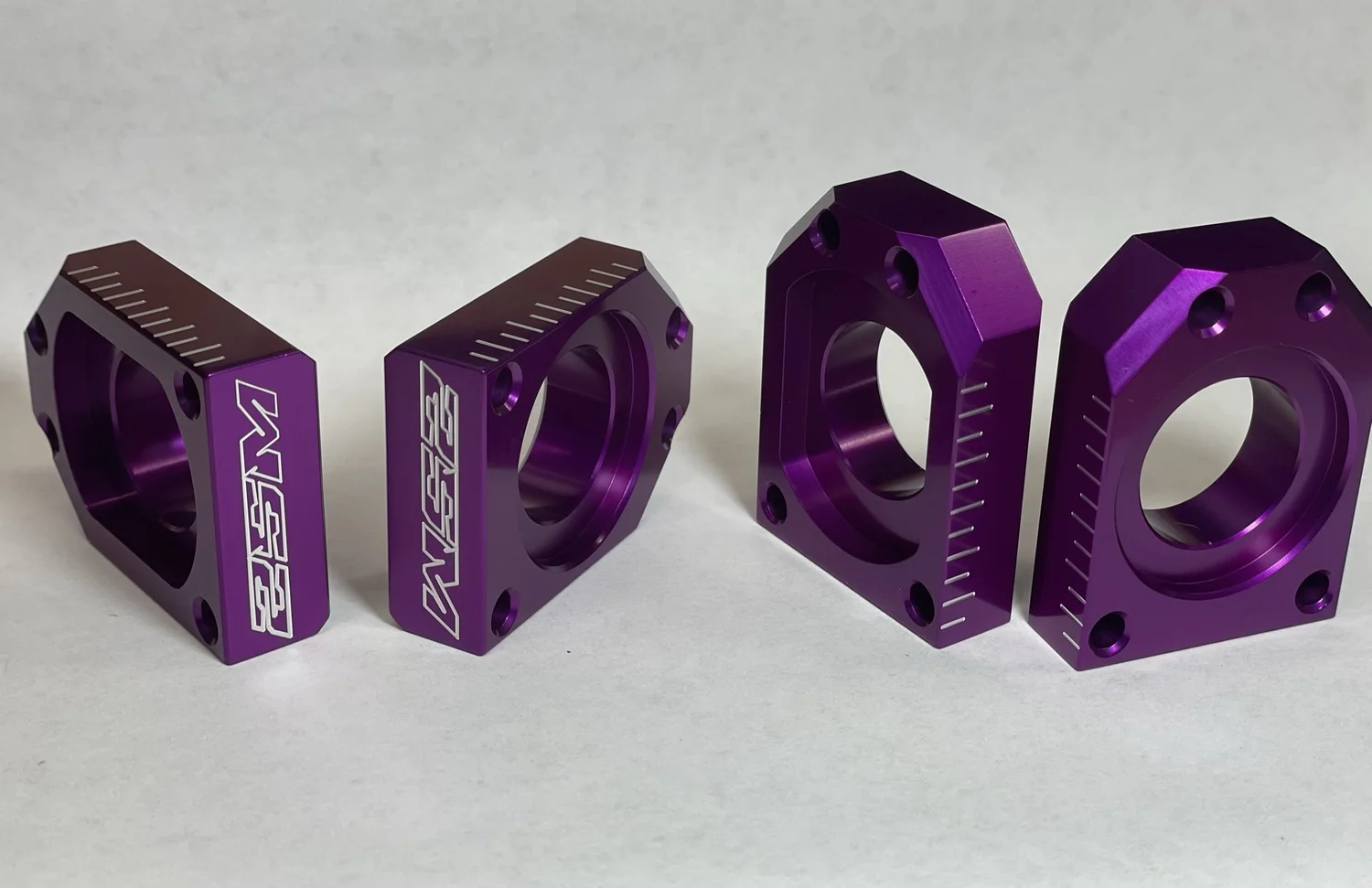2SM Billet Axle Blocks 02-25 Yamaha YZ125/YZ250 — 2SM Performance