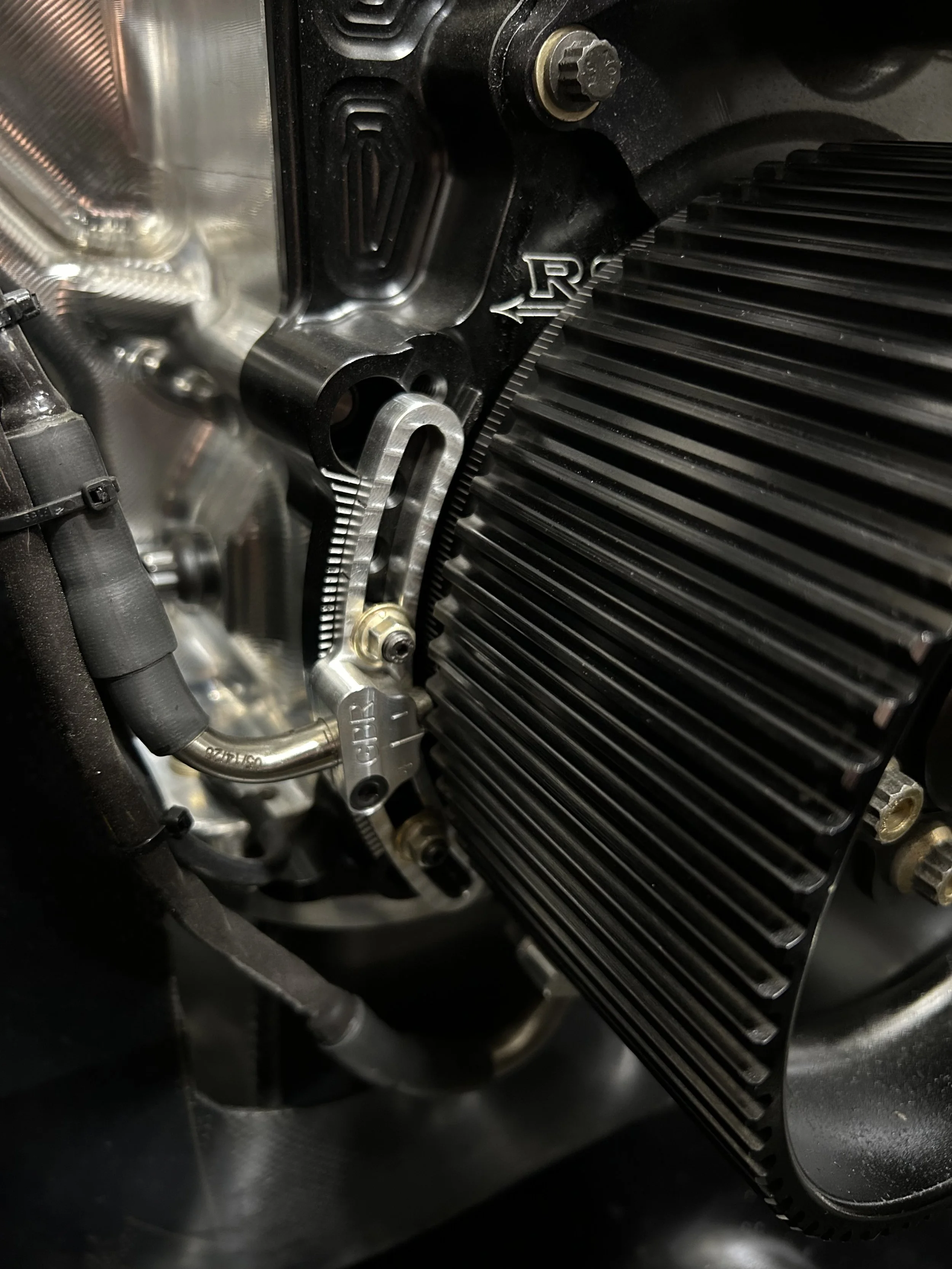 CRANK TRIGGER MOUNT
