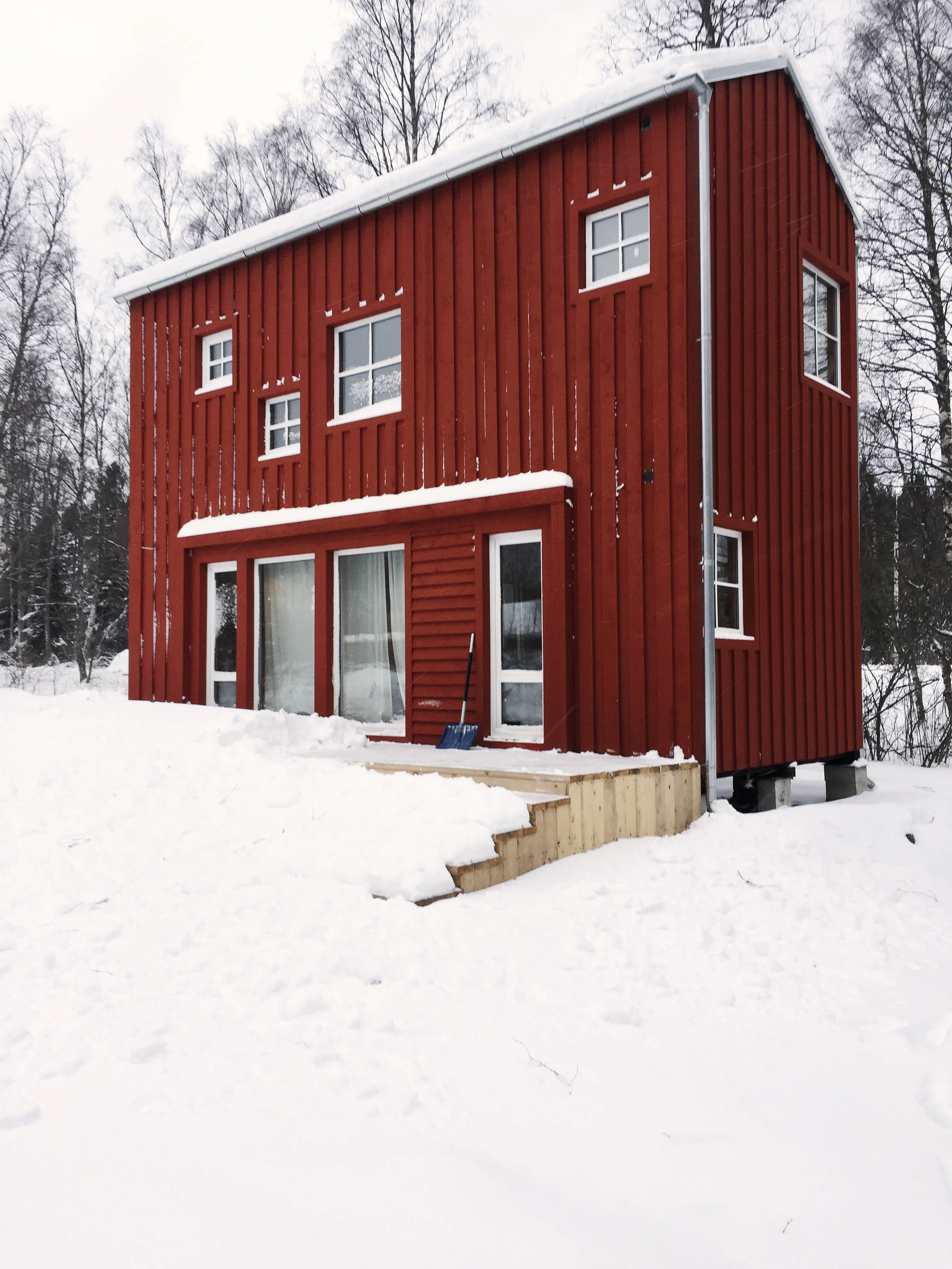 redhouse4.jpg