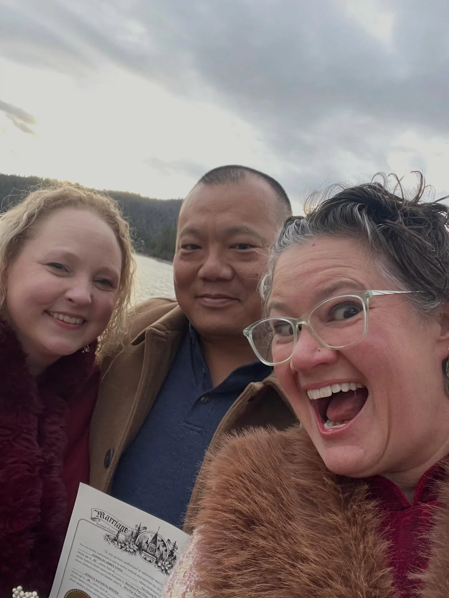 Happy happy wedding weekend to J&amp;J!! So glad we caught that sunset and that you found each other! May your days together be full of joy and adventure ✨💕✨

Behind the scenes with @mileah.christine.photography 

#bespokeceremoniesmontana #sidewalk