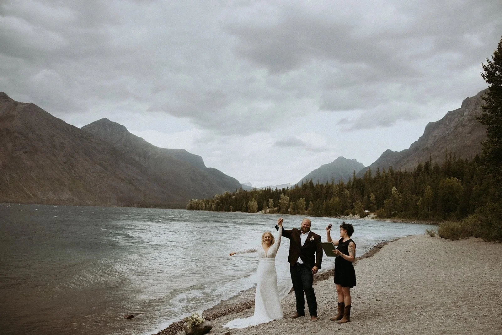 Need a Sweet &amp; Simple Classic Ceremony? Tap the lake for info.