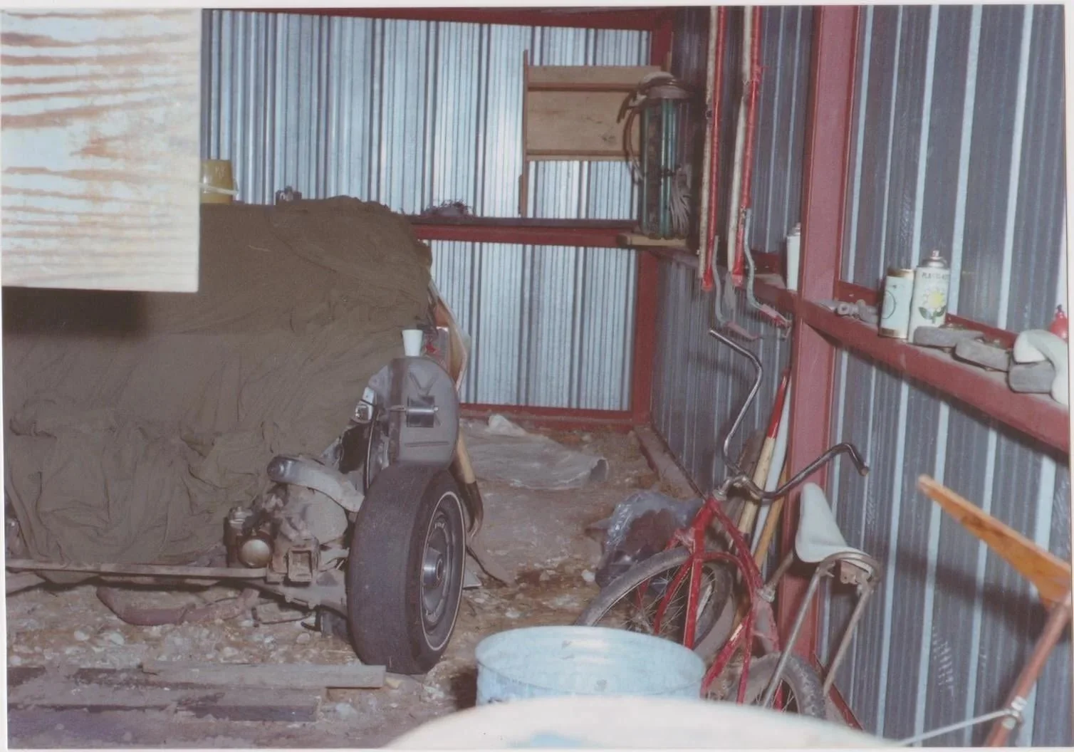 restored-photos-of-dean-corlls-boat-storage-num-11-v0-enqy5gjt1sqd1.jpeg