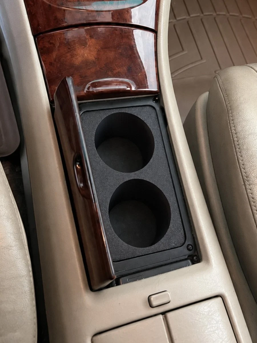 toyota-highlander-cup-holder-insert-center-console.jpg