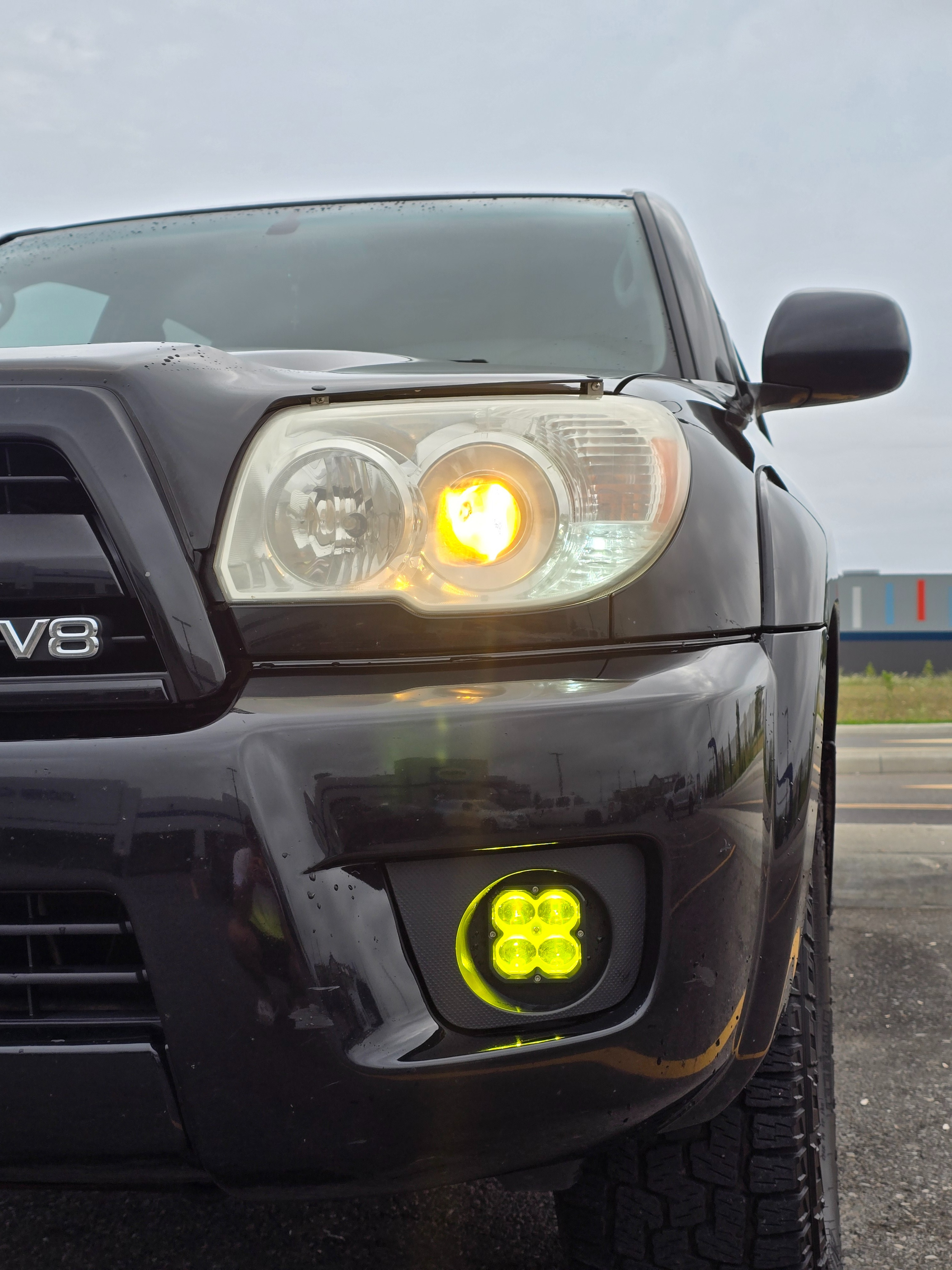 2009 4Runner Fog Lights.png