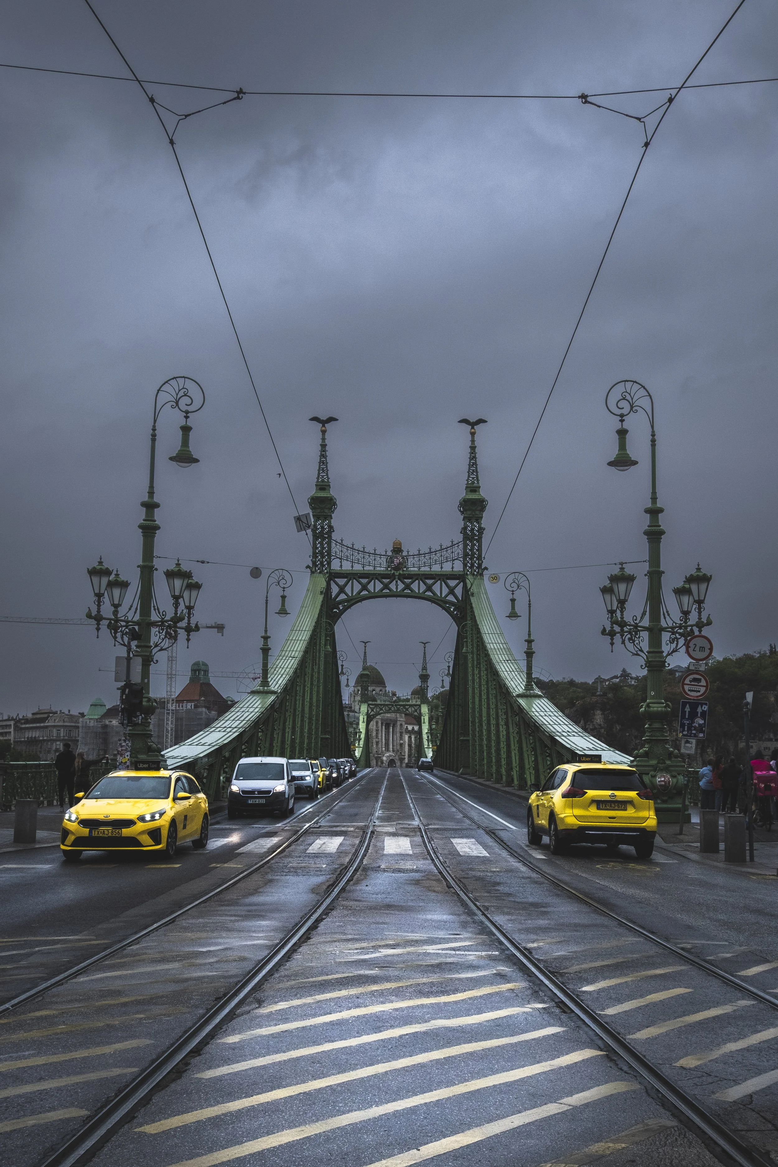 Petöfi Bridge