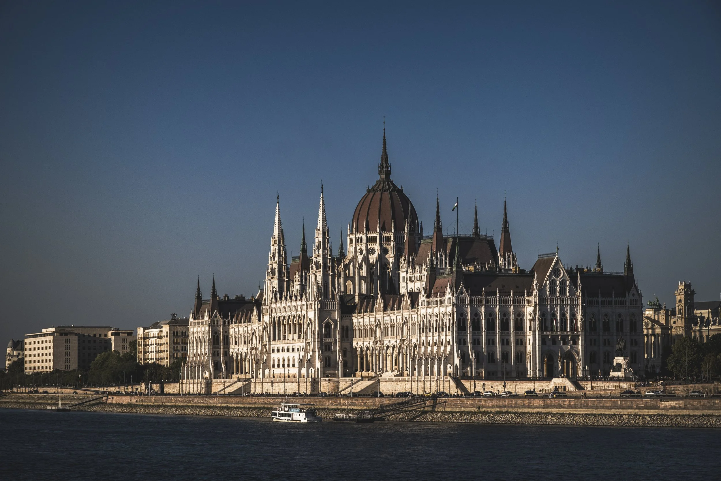 Hungarian parliament - 01