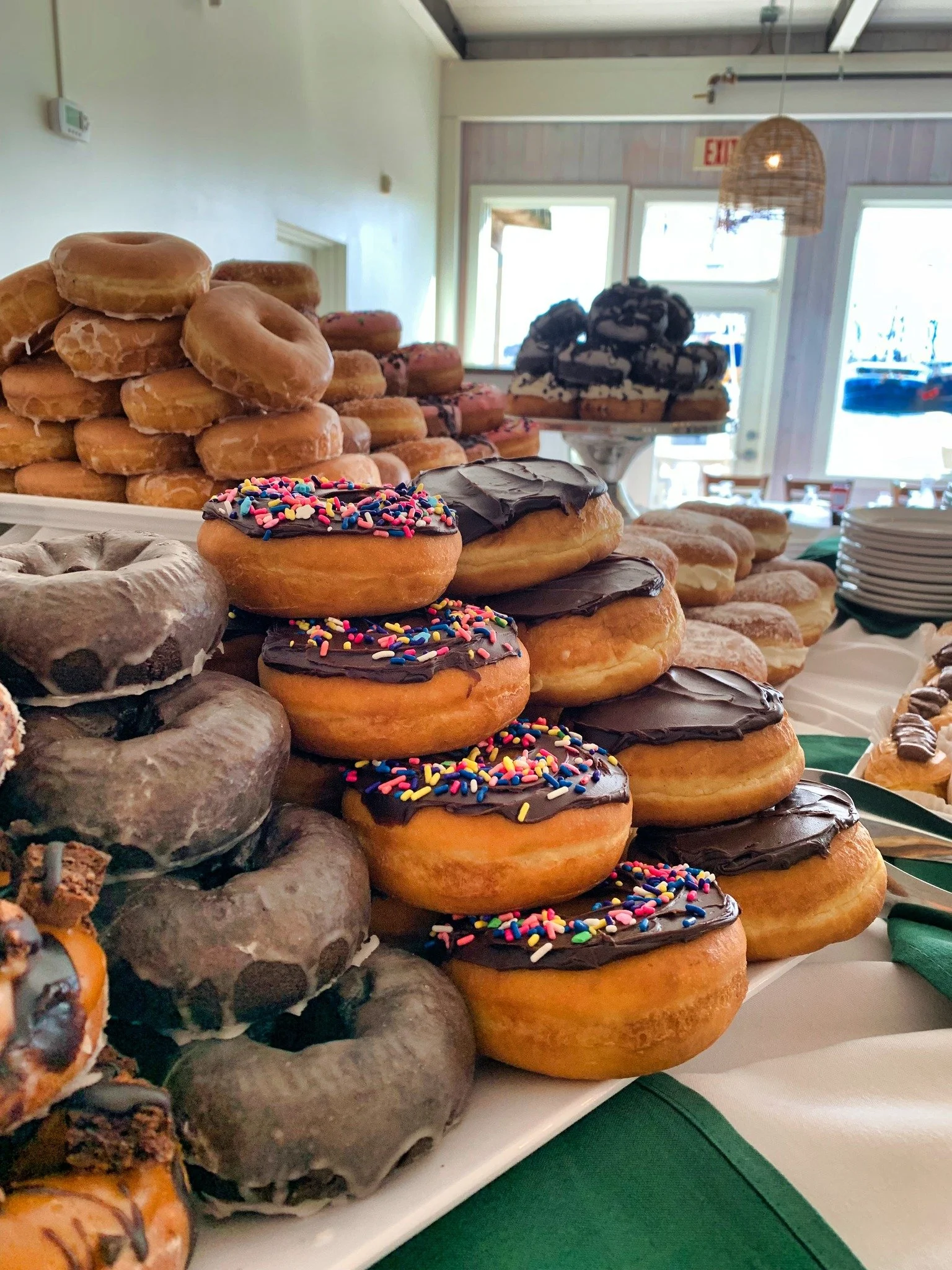 Happy National Donut Day!! 🍩

If you love donuts as much as we do, join us any Sunday for our brunch buffet and enjoy our delicious donut bar! The perfect sweet addition to your waterfront brunch plans ✨

Tap the link in our bio to reserve your tabl