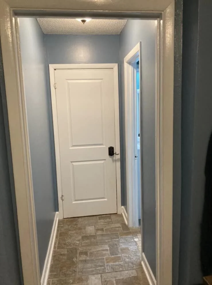 hallway 2.jpg