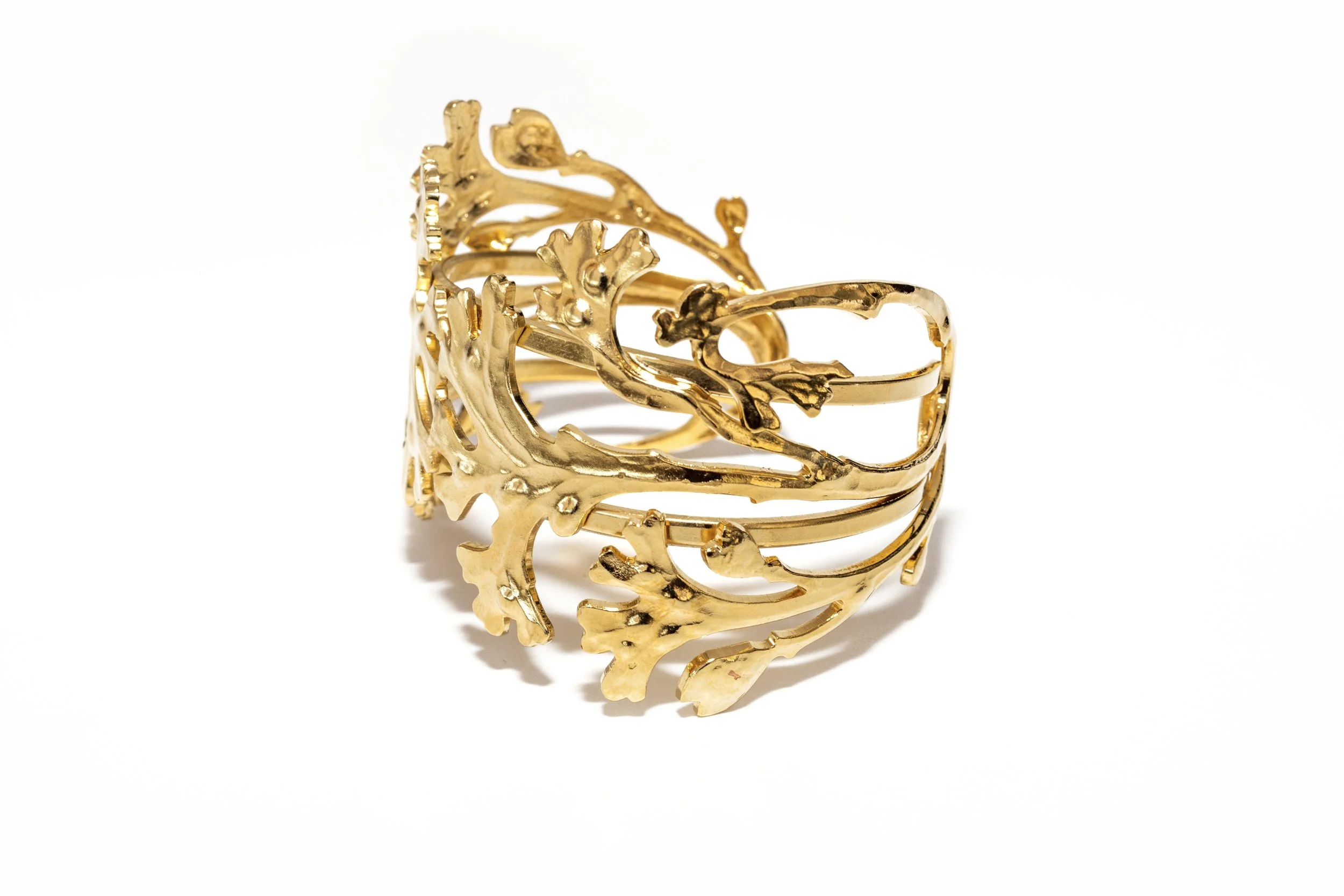 Bracelet manchette corail