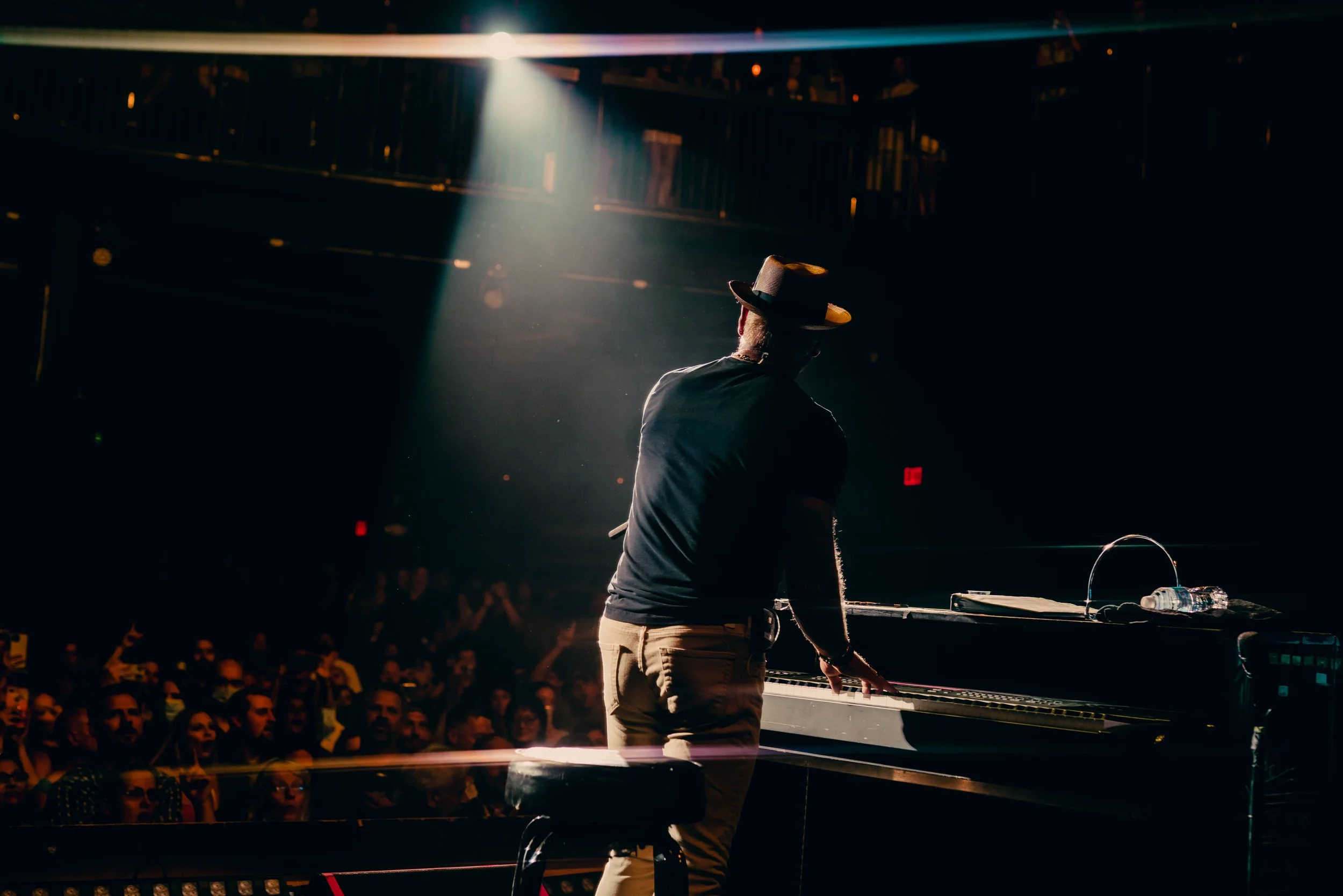 Official Phil Vassar Website