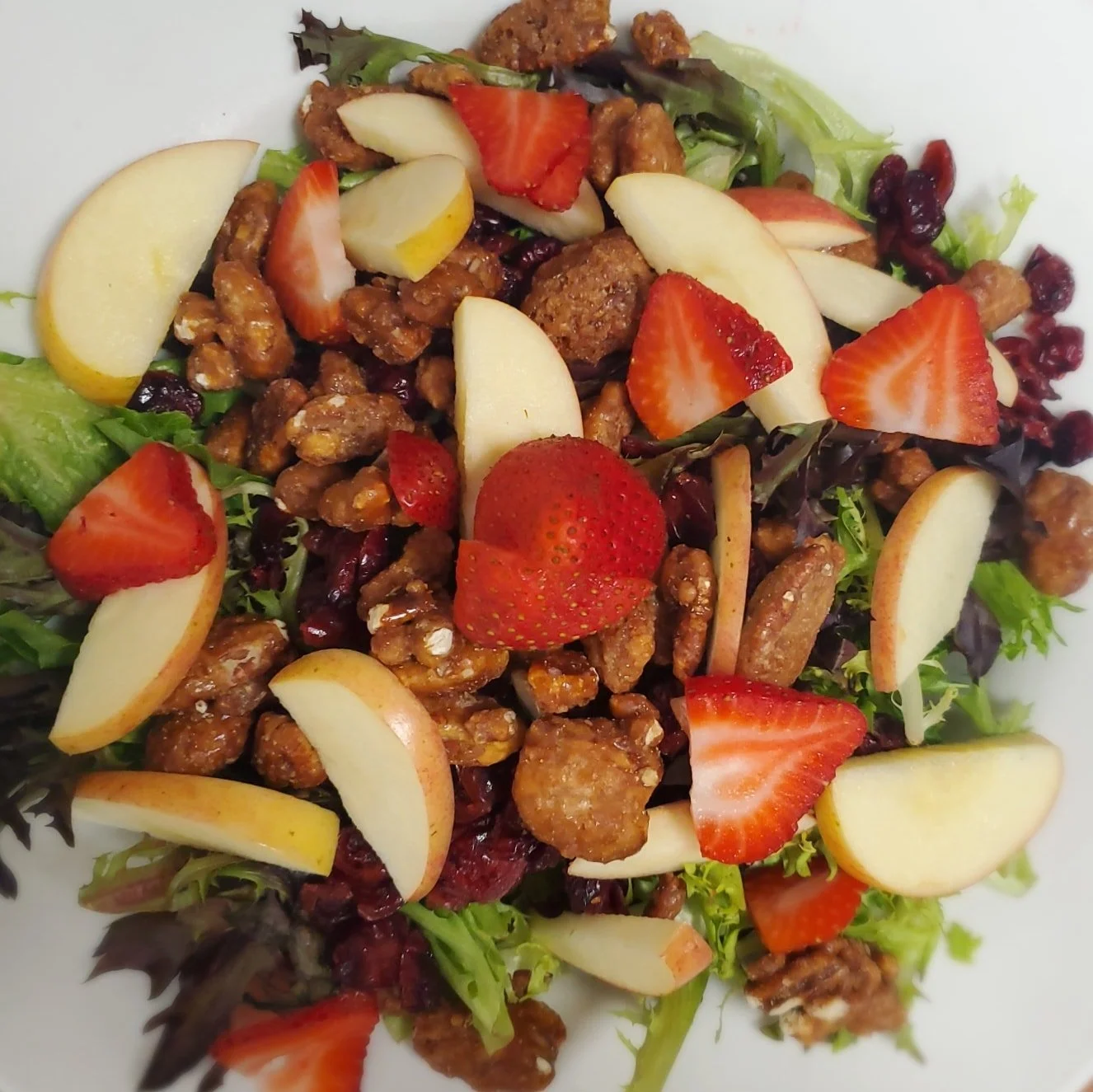 FIELD GREEN SALAD