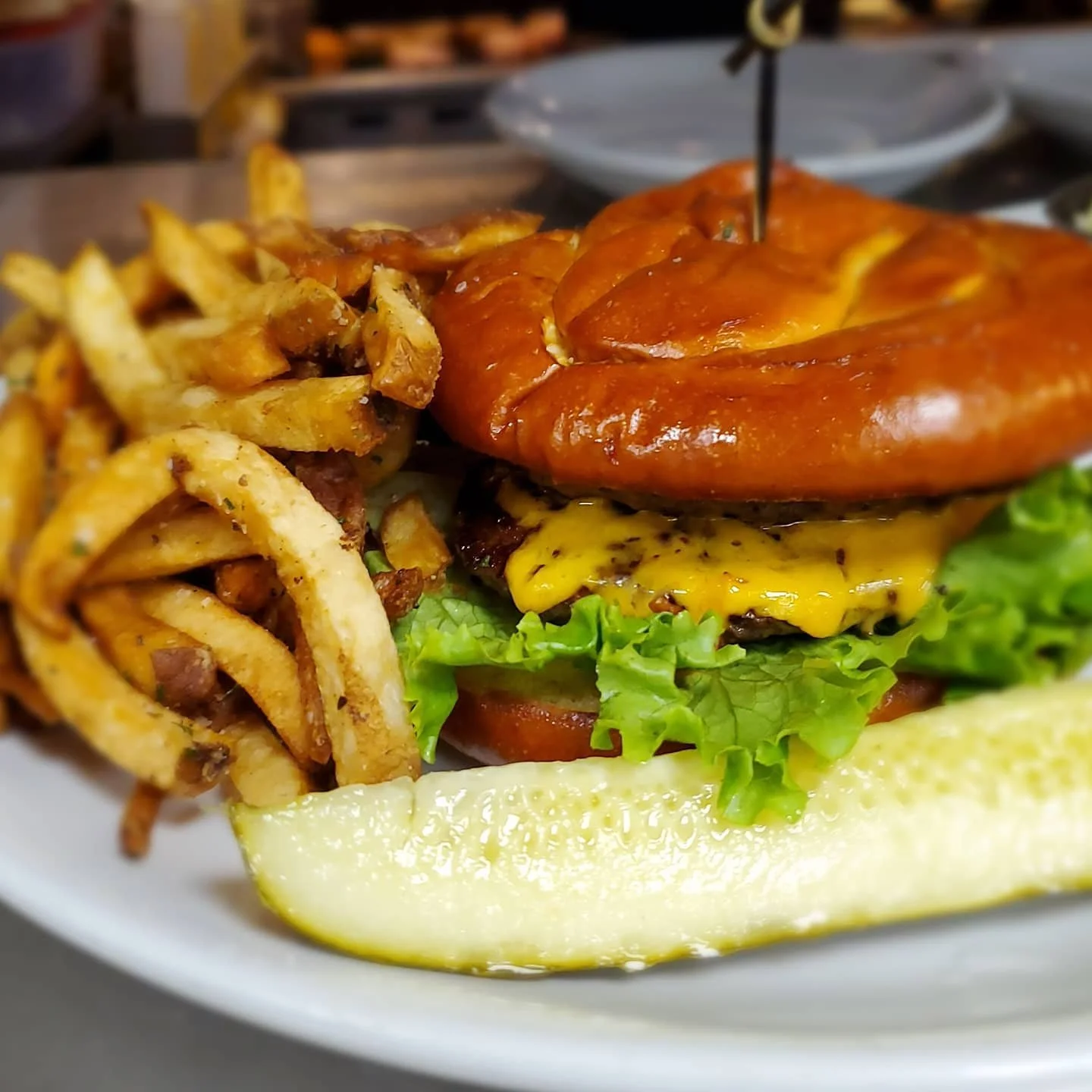 BEER CHEESE BURGER