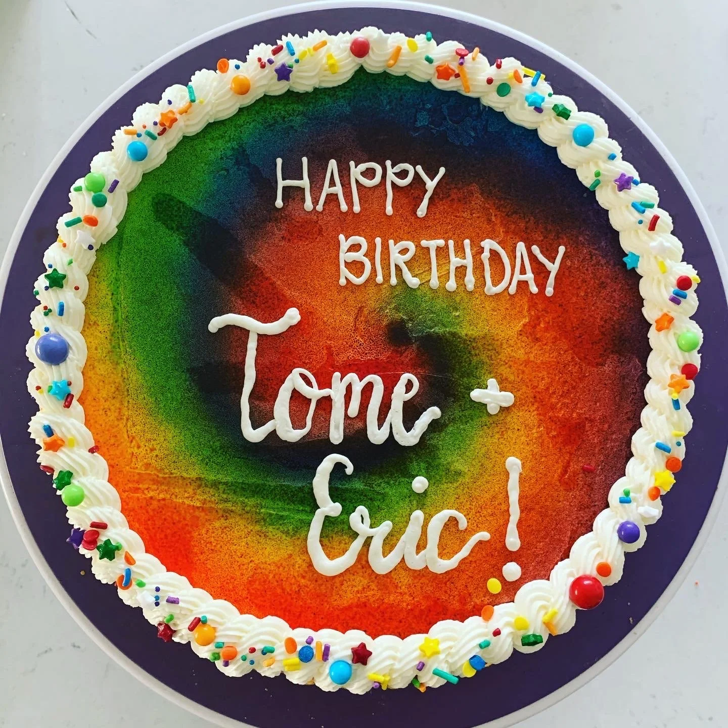 🌈🍪 TIE DYE &amp; DELICIOUS 🍪🌈

Say hello to the grooviest dessert around &mdash; this tie dye cookie cake is bursting with color and flavor! 🎉 A swirl of vibrant shades, buttery cookie goodness, and just the right amount of fun to make any celeb