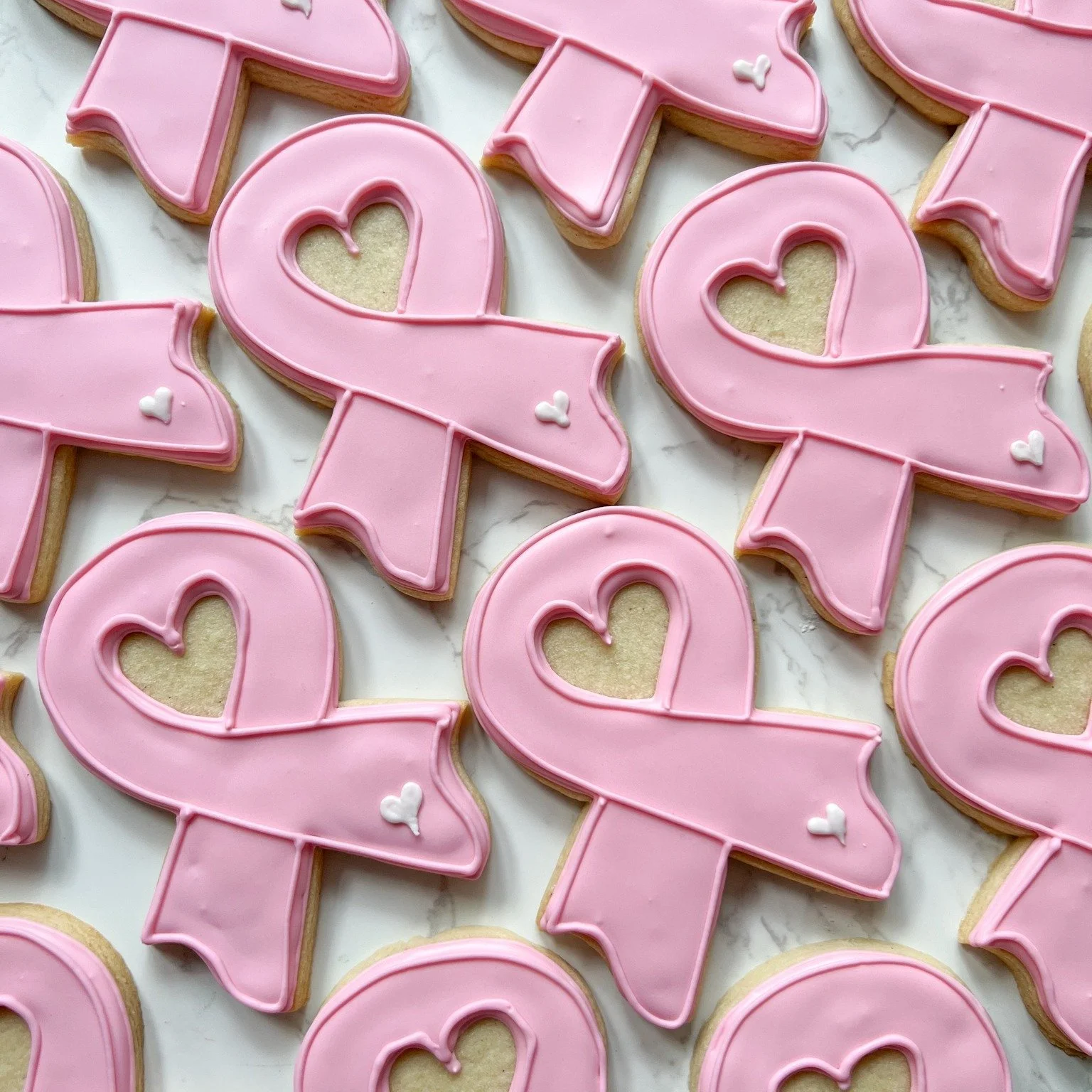 🩷 October is Breast Cancer Awareness Month. If you are able, please donate to one of the many reputable organizations that are trying to save lives from Breast Cancer. 🩷
