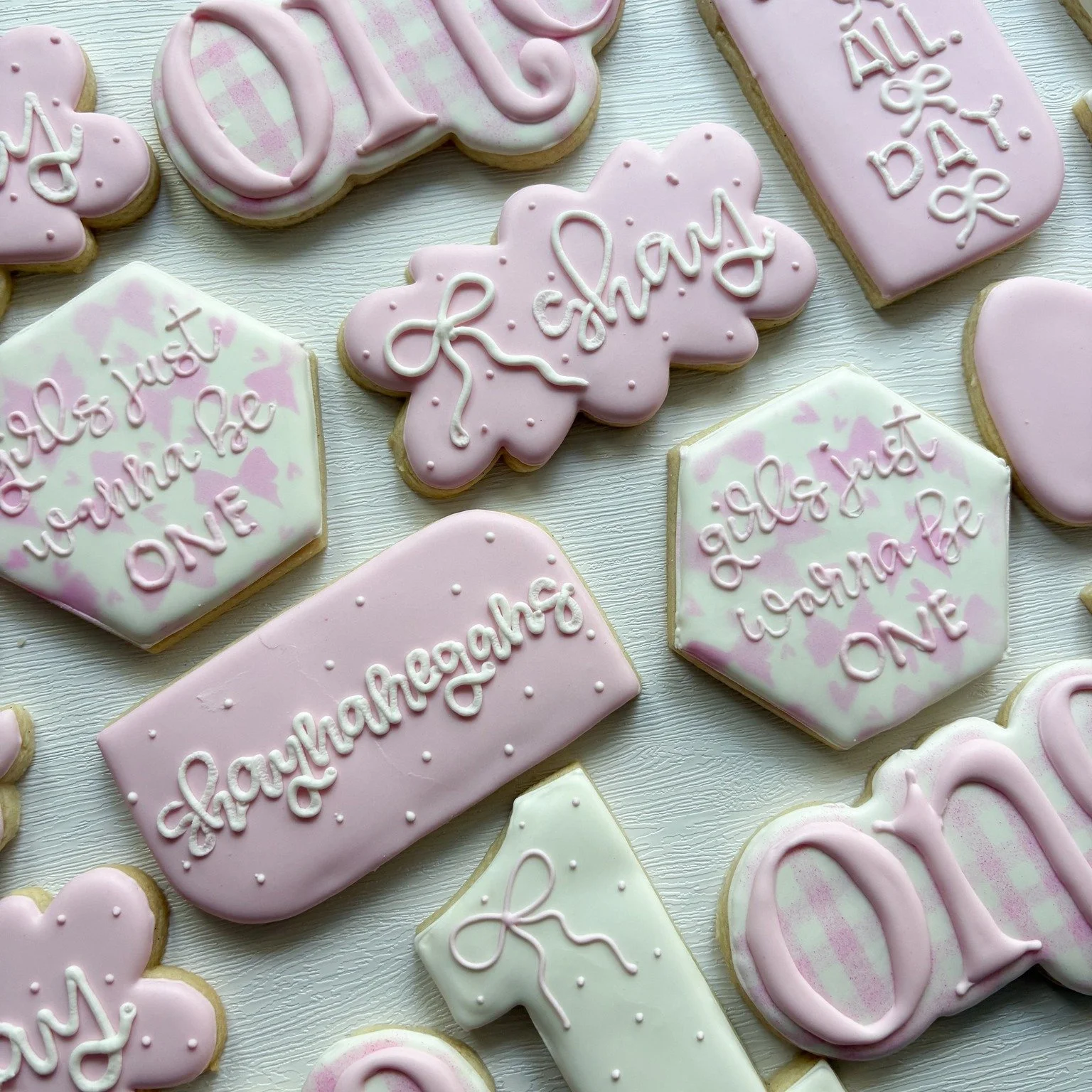 💖 Girls Just Wanna Be ONE! 💖
Sweet, sassy, and oh-so-pink &mdash; this cookie set was made for the cutest first birthday celebration! 🎀

From bows and gingham to dainty details and custom lettering, every cookie is as fun and fabulous as the littl